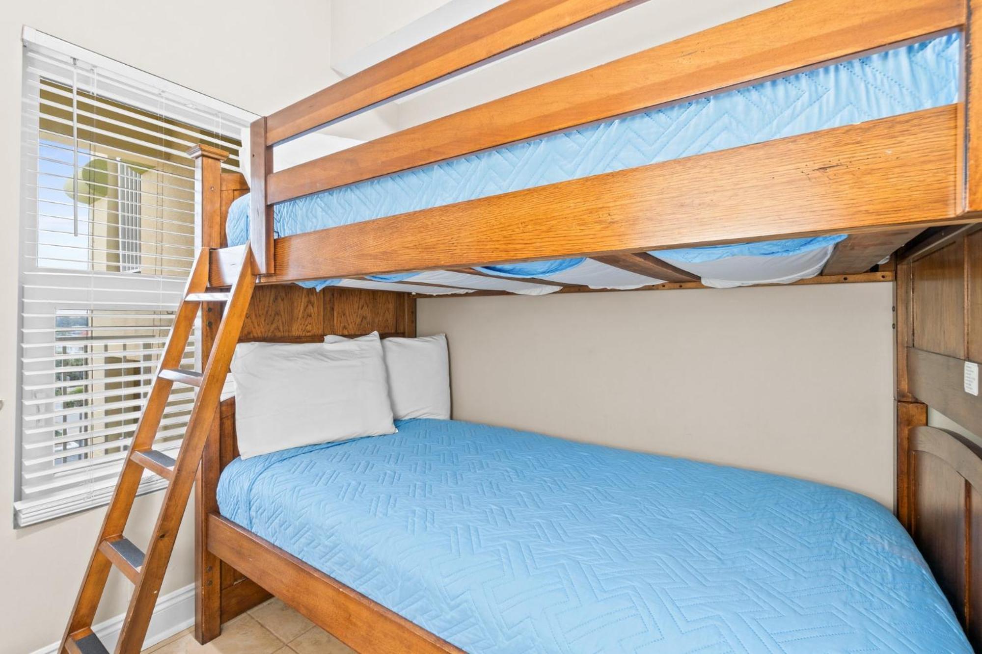 Front Oasis 502, Free Activities Included! Holiday home