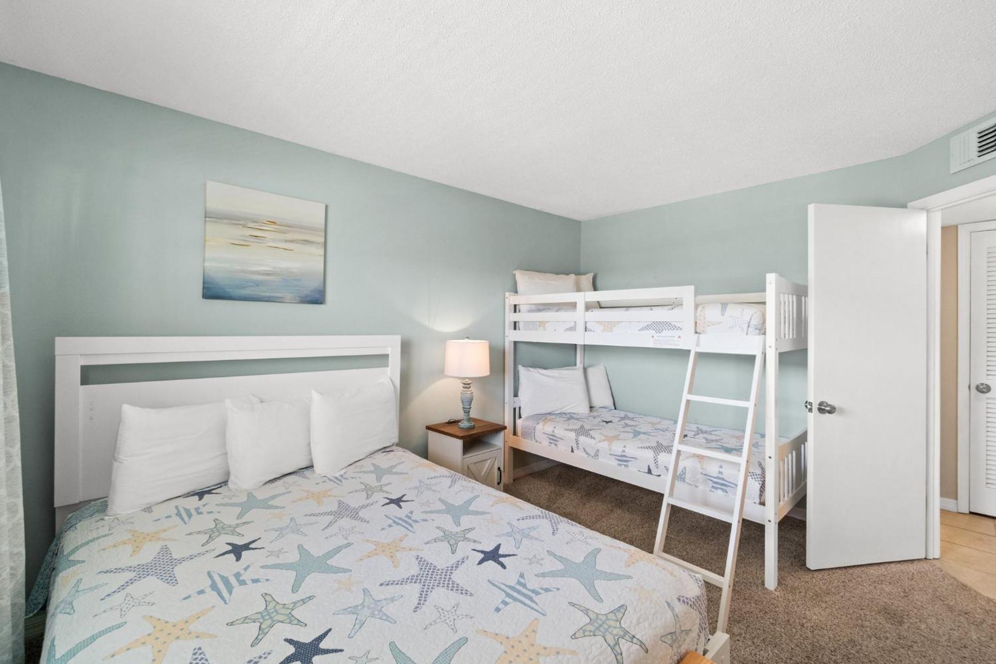 Apartment New! Bay Breeze 541, Free Activities Included!