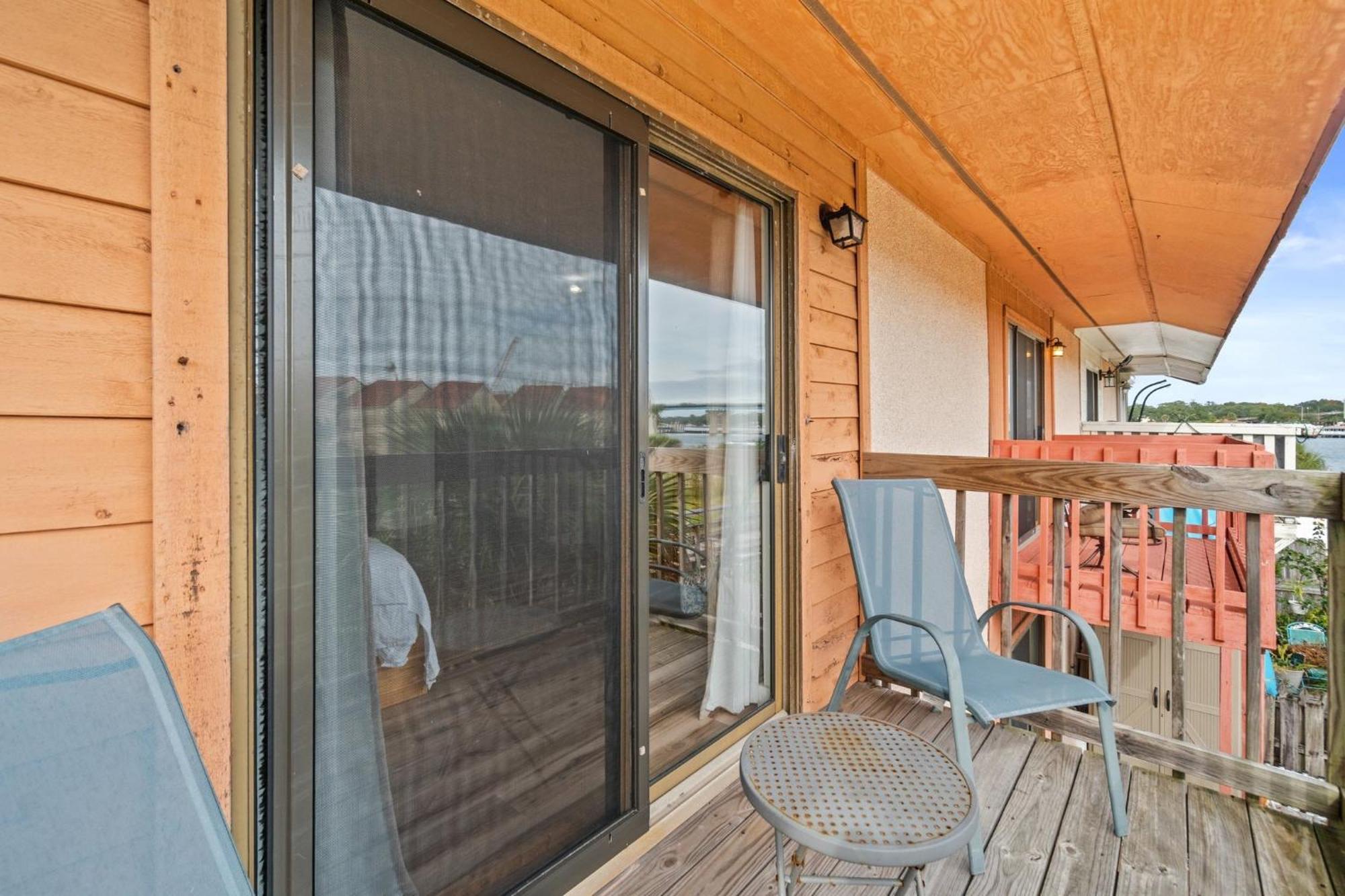 Bumble Townhome, Dog Friendly, Free Activities Included! Fort Walton Beach