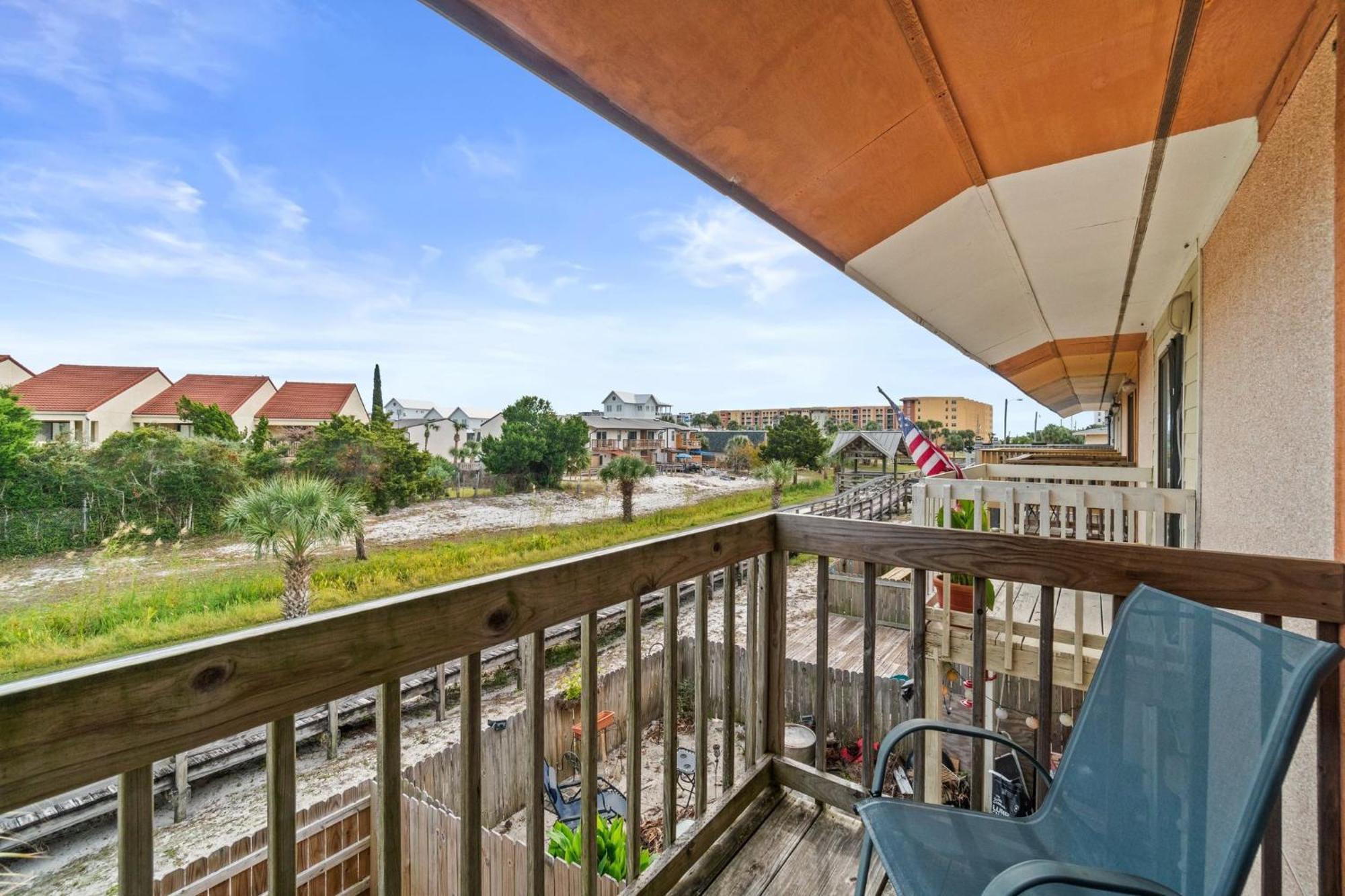 Bumble Townhome, Dog Friendly, Free Activities Included! Apartment *
