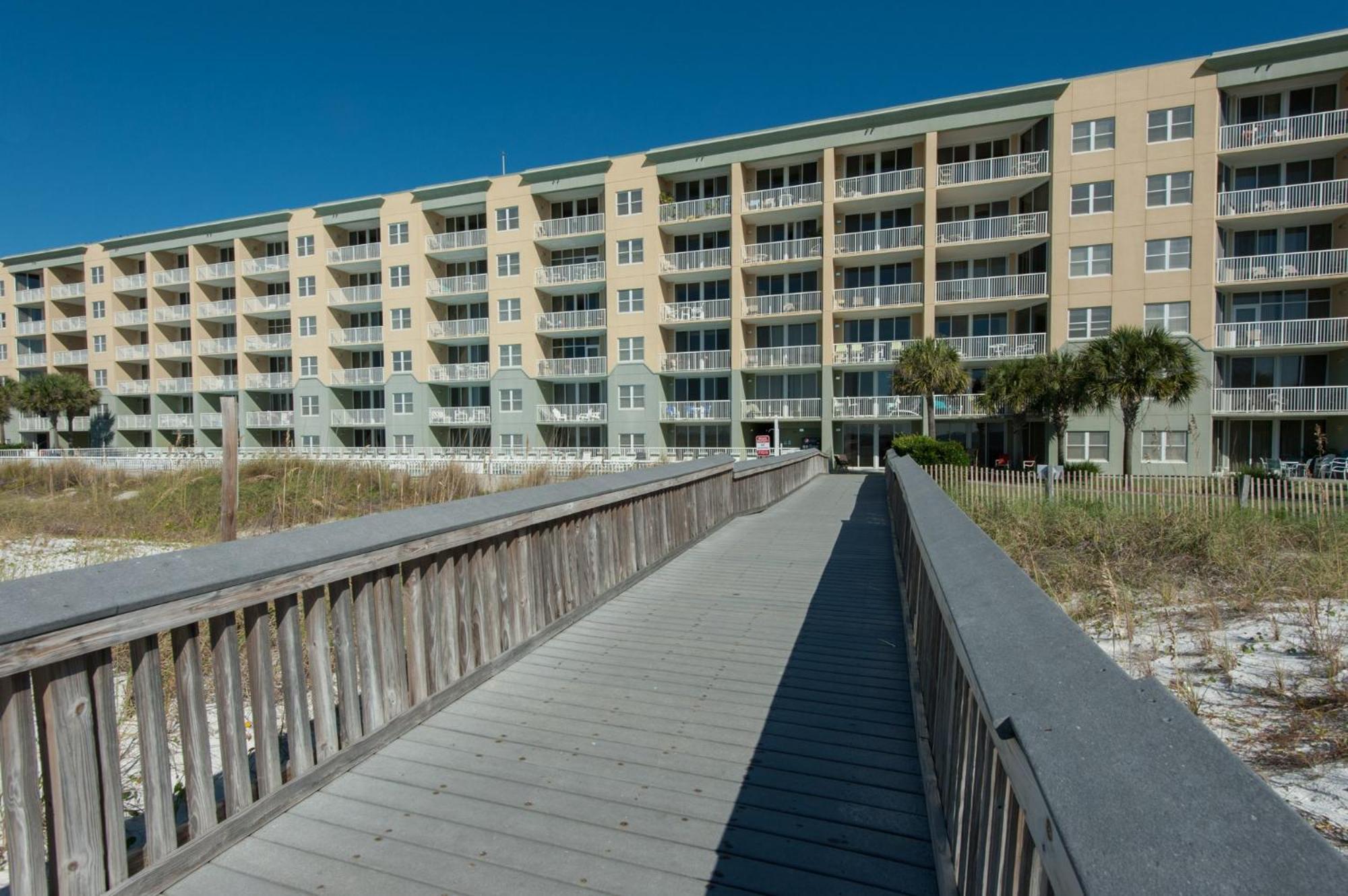 Front, Family Tides 103, Free Activities Included! Apartment