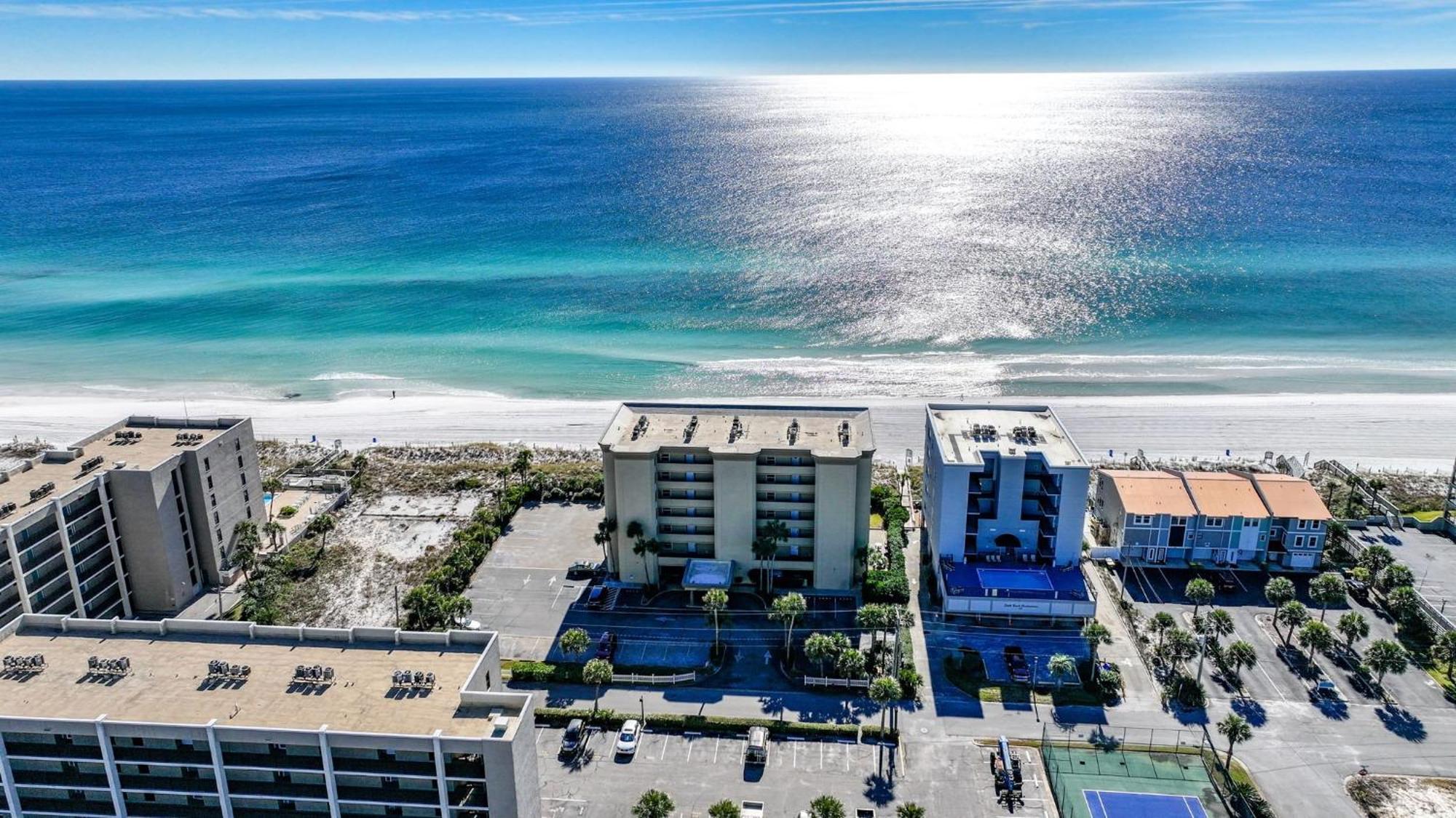 Front Penthouse Salty 602, Free Activities Included! Fort Walton Beach