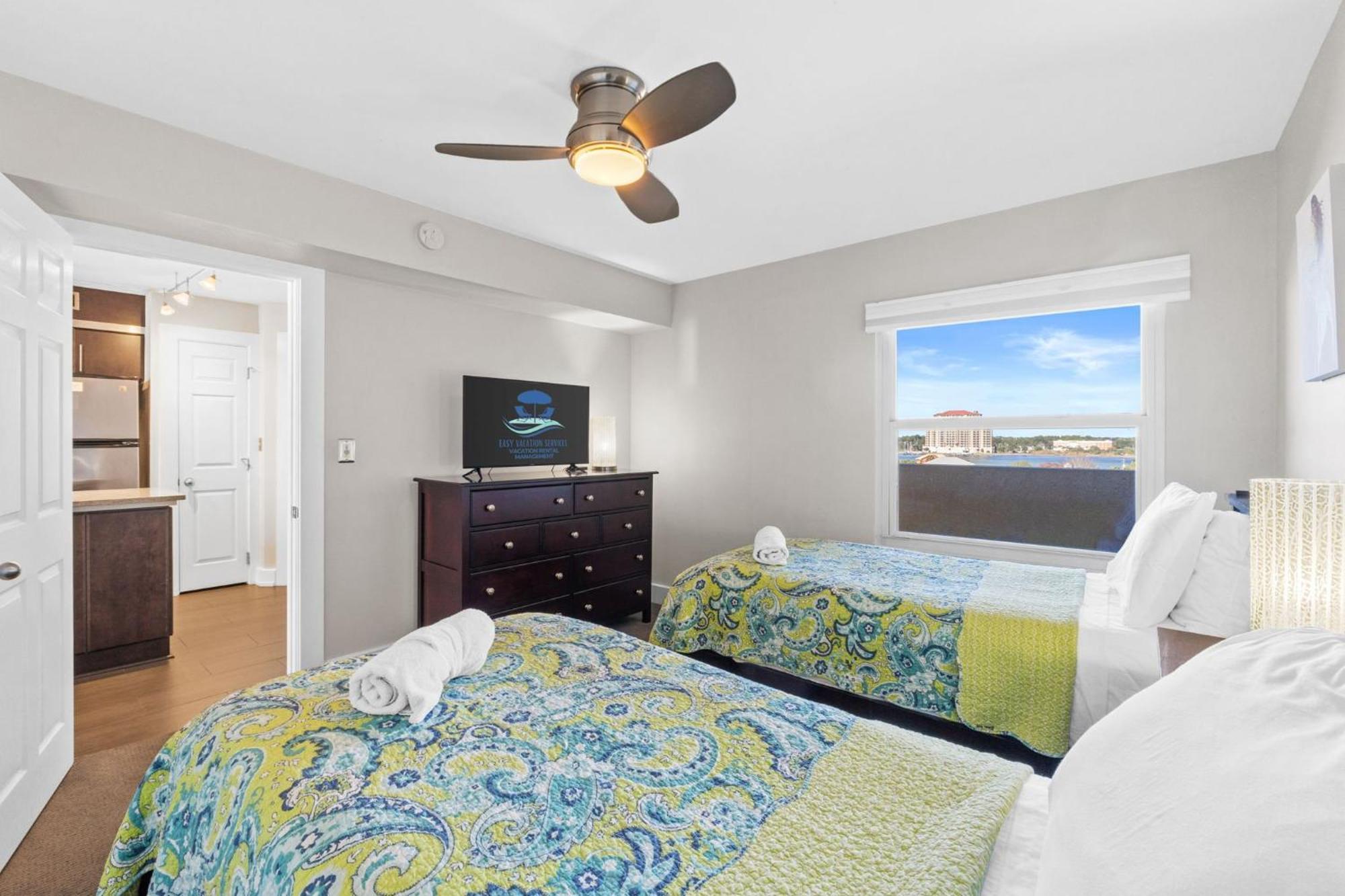 Front Penthouse Salty 602, Free Activities Included! * Fort Walton Beach