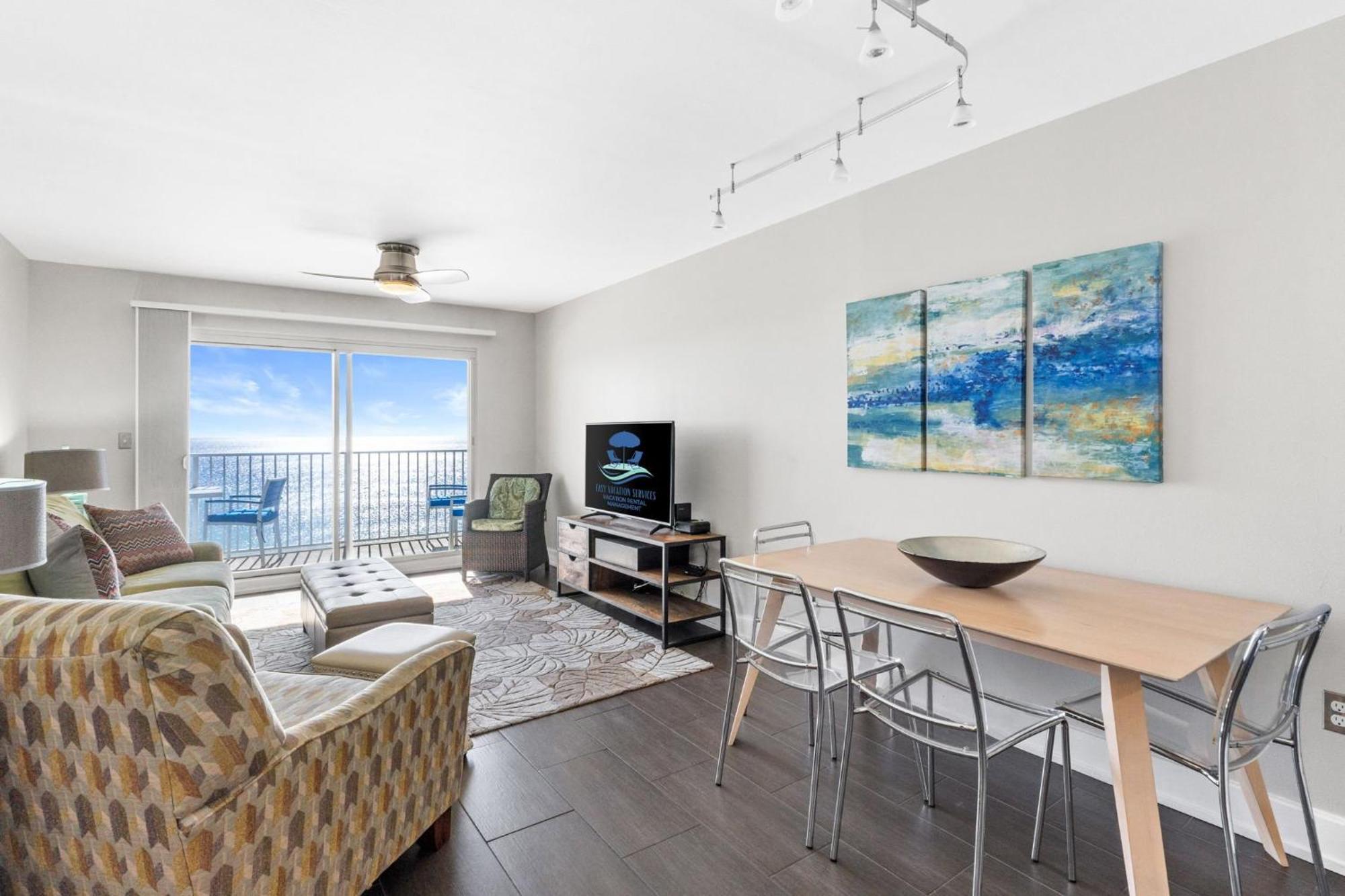 Holiday home Front Penthouse Salty 602, Free Activities Included! *