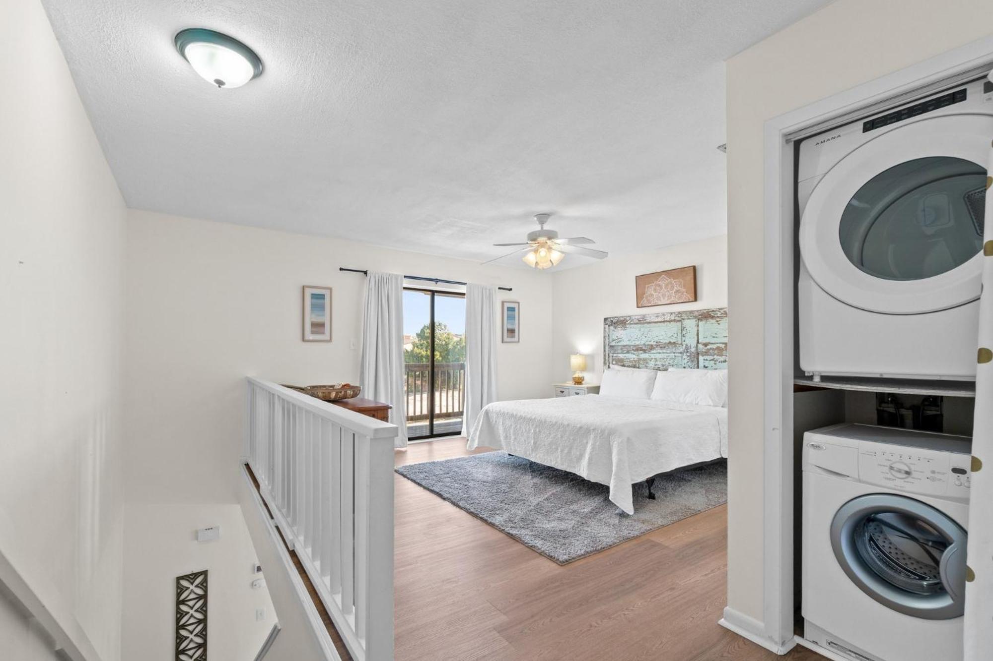 Please, Townhome, Sleeps 4, Free Activities Included! Holiday home