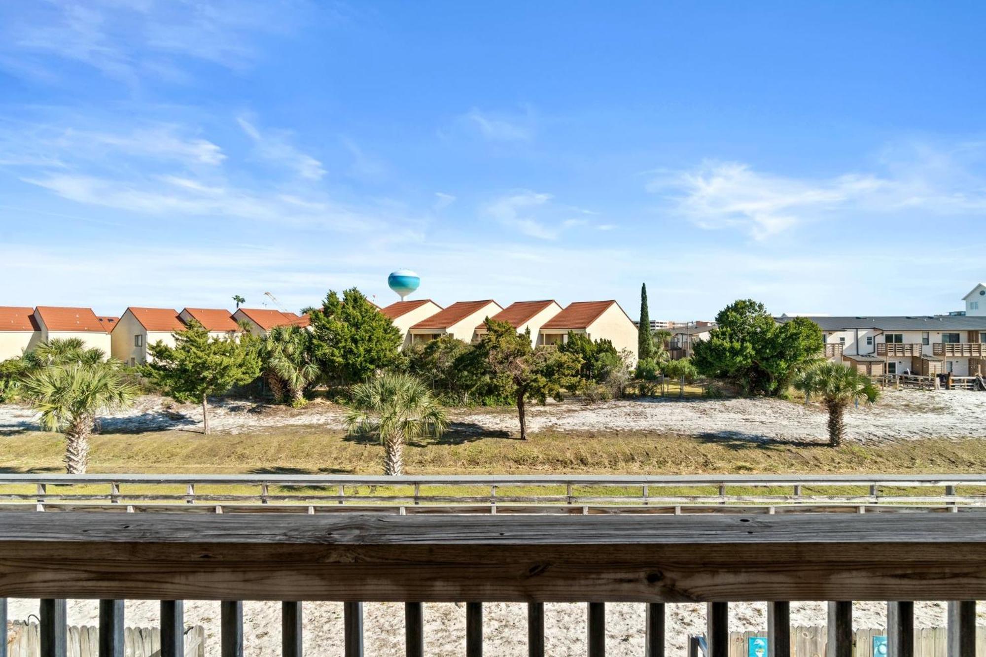 Please, Townhome, Sleeps 4, Free Activities Included! * Fort Walton Beach