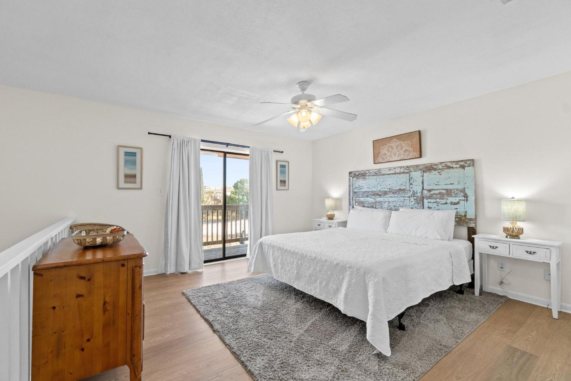 Please, Townhome, Sleeps 4, Free Activities Included!