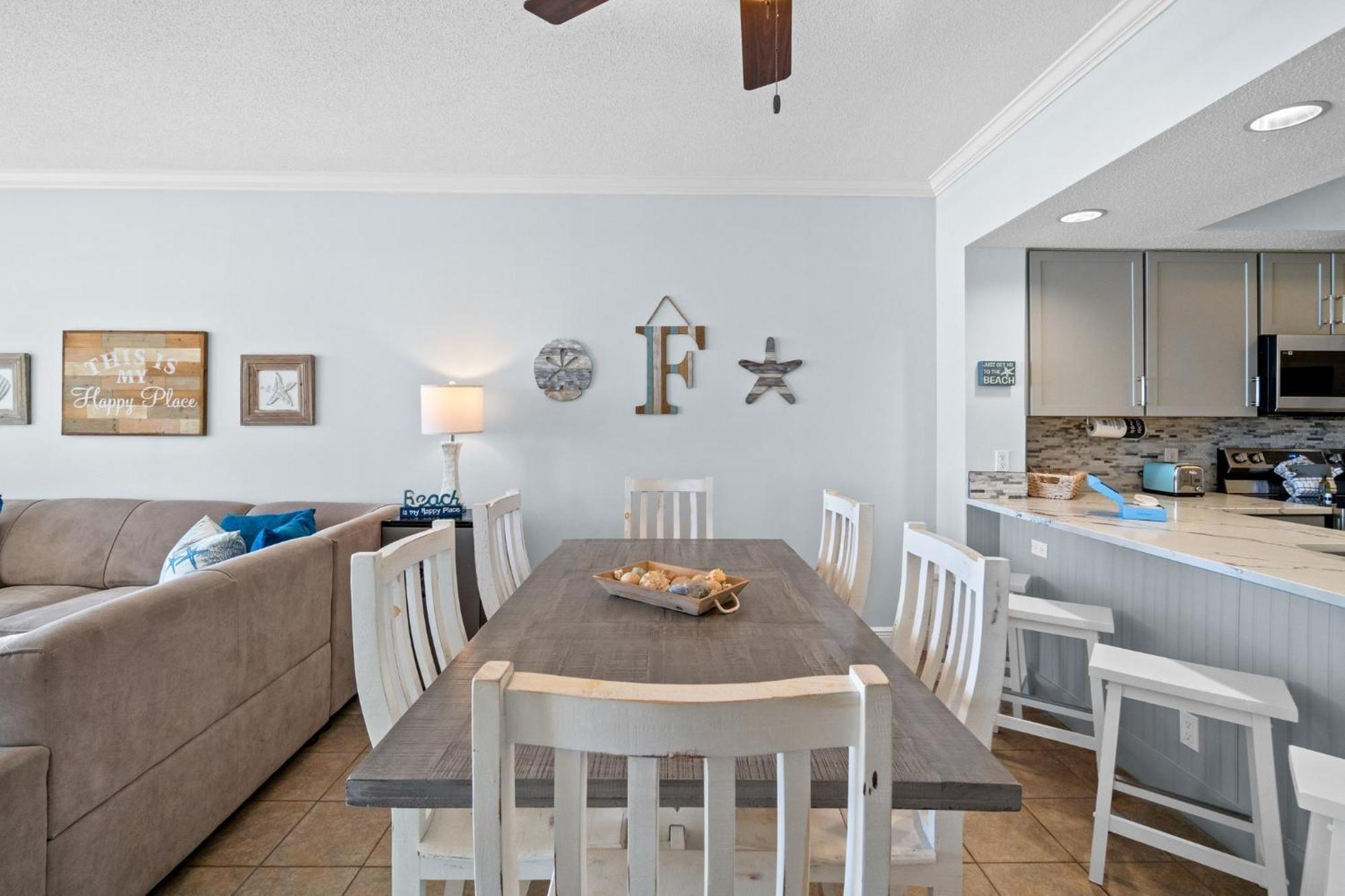 Beachfront, Melissas Happy Place 205, Newly Rem, Free Activities Included!