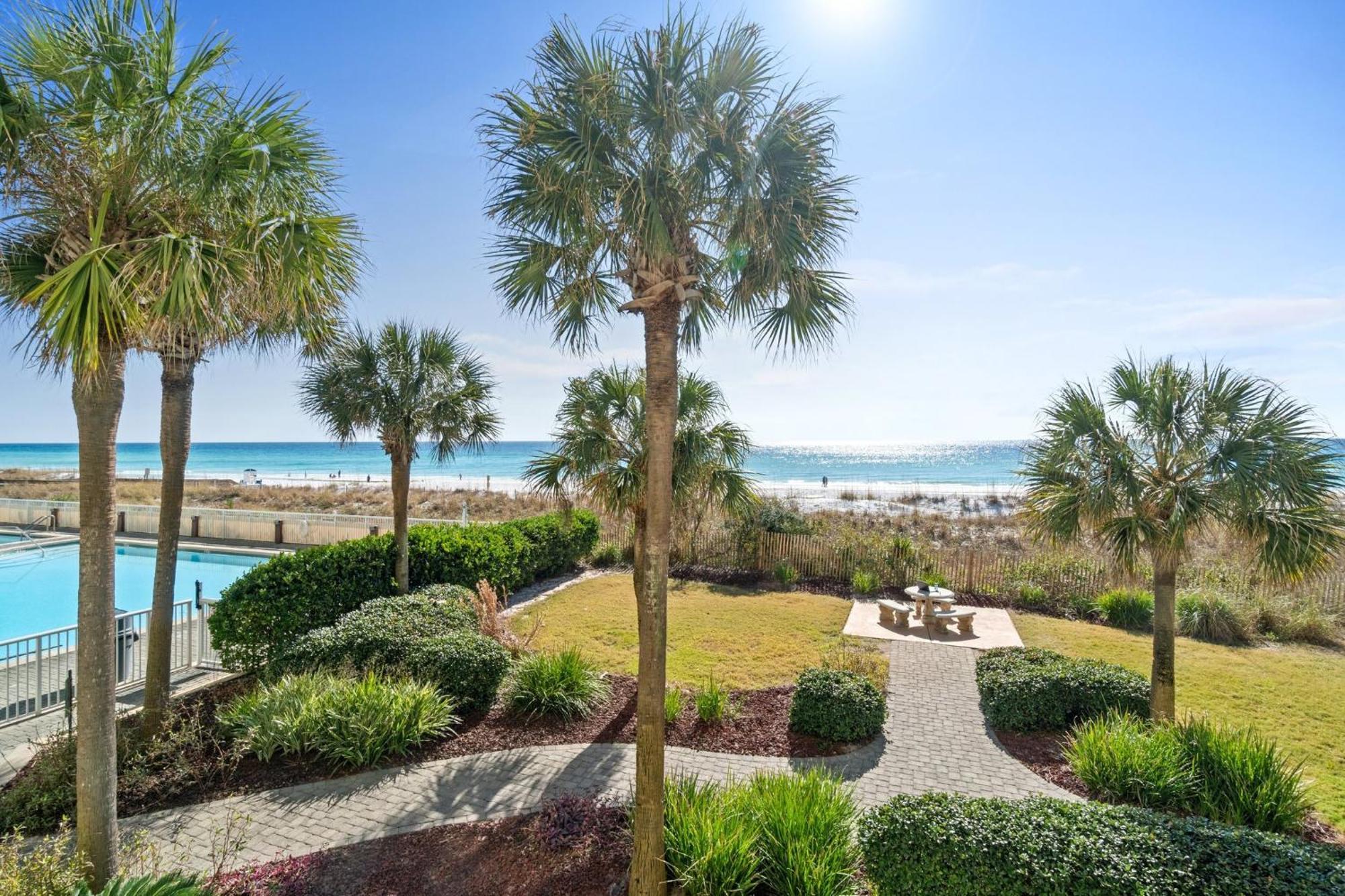 Apartment Beachfront, Melissas Happy Place 205, Newly Rem, Free Activities Included! *