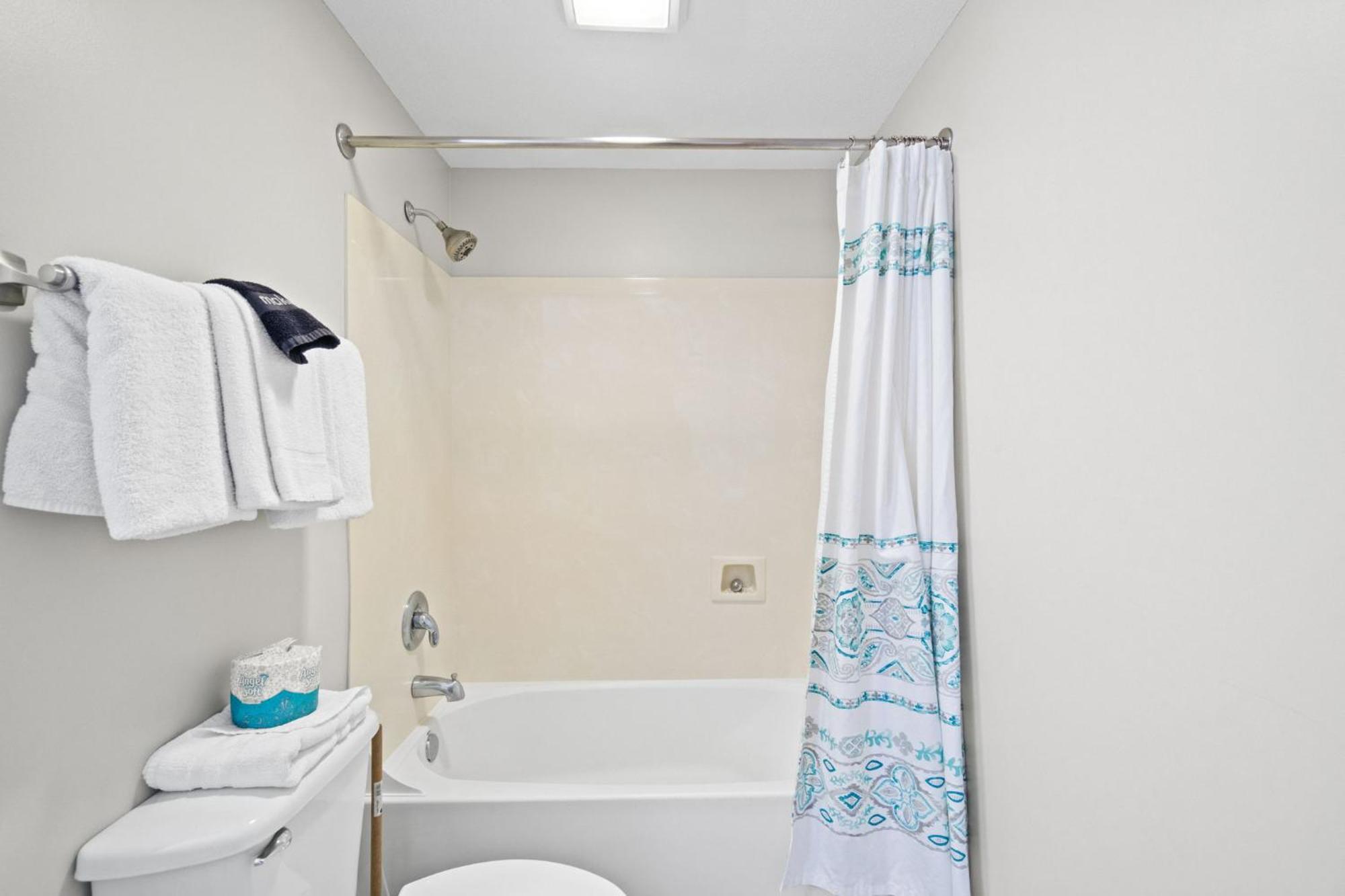 Front, No Worries, Happy 208, Free Activities Included! * Fort Walton Beach