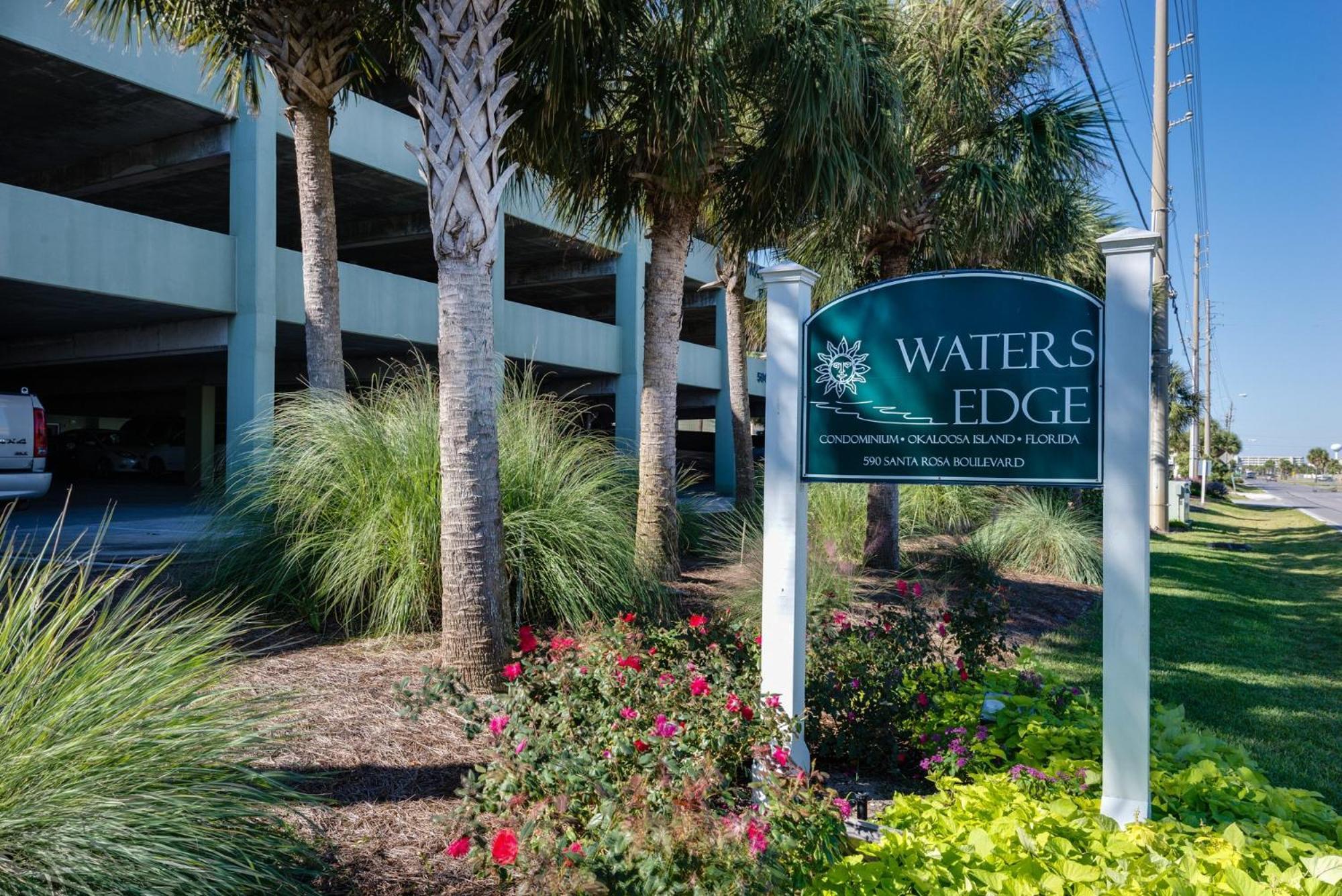 Apartment Front, No Worries, Happy 208, Free Activities Included!