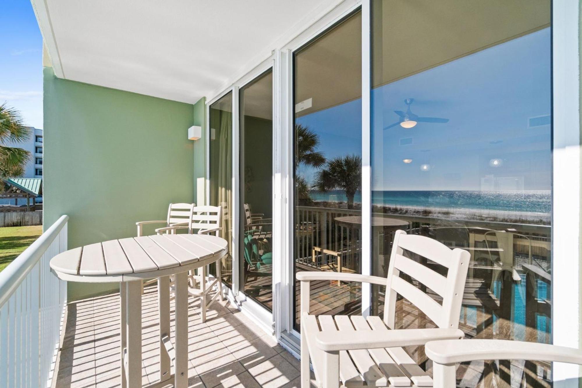 Front, No Worries, Happy 208, Free Activities Included! Apartment