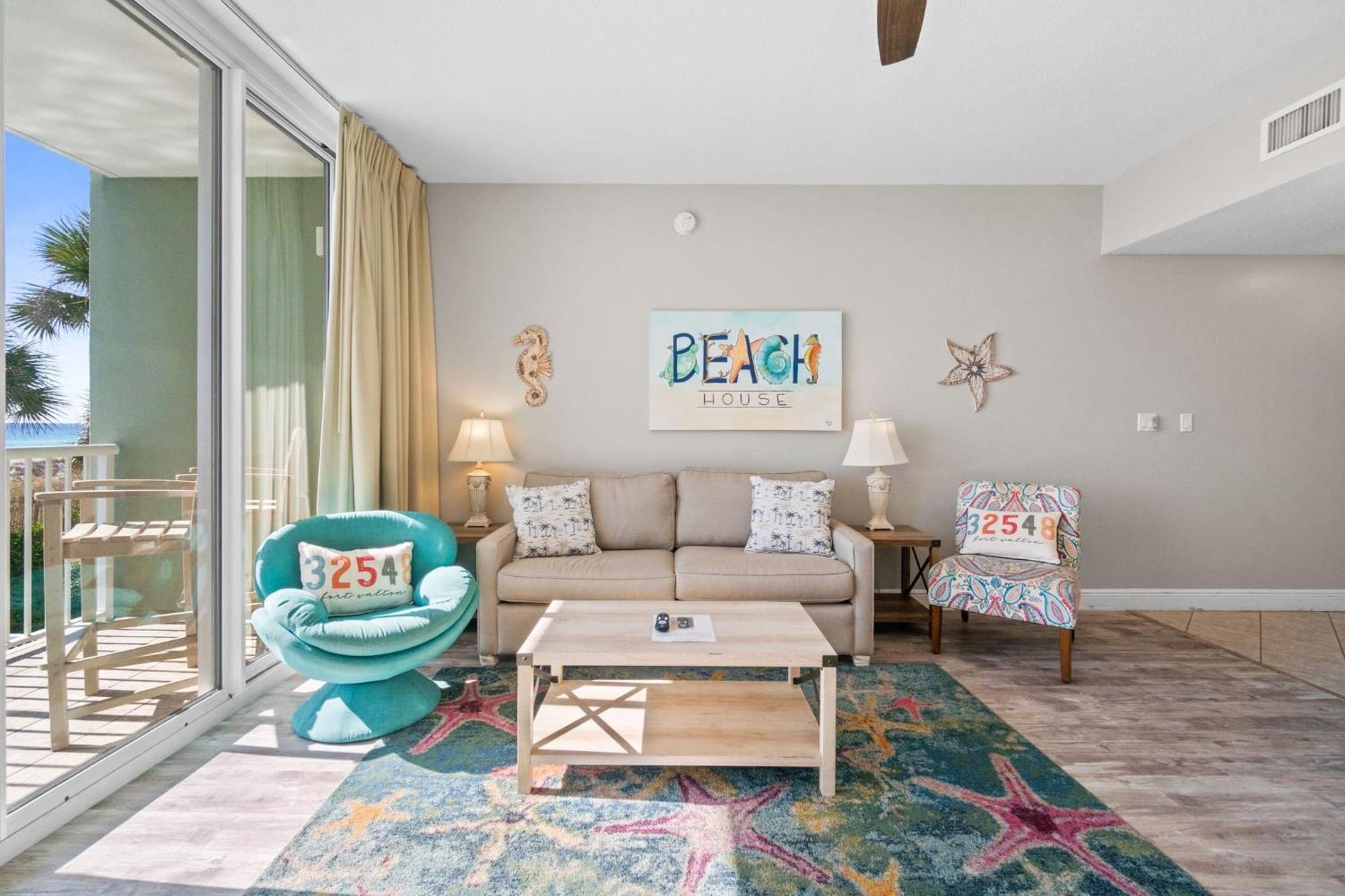 Front, No Worries, Happy 208, Free Activities Included! Apartment *