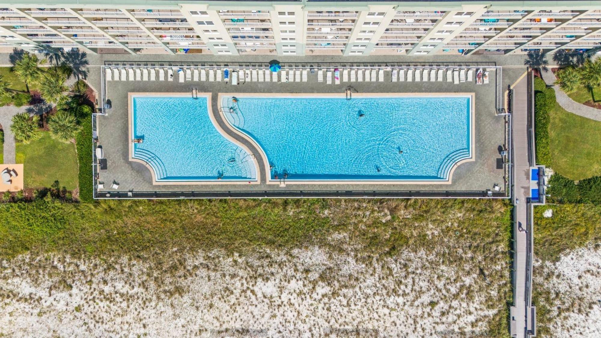 Apartment Gorgeous Dolphin Delight 616, Penthouse, Free Activities Included!