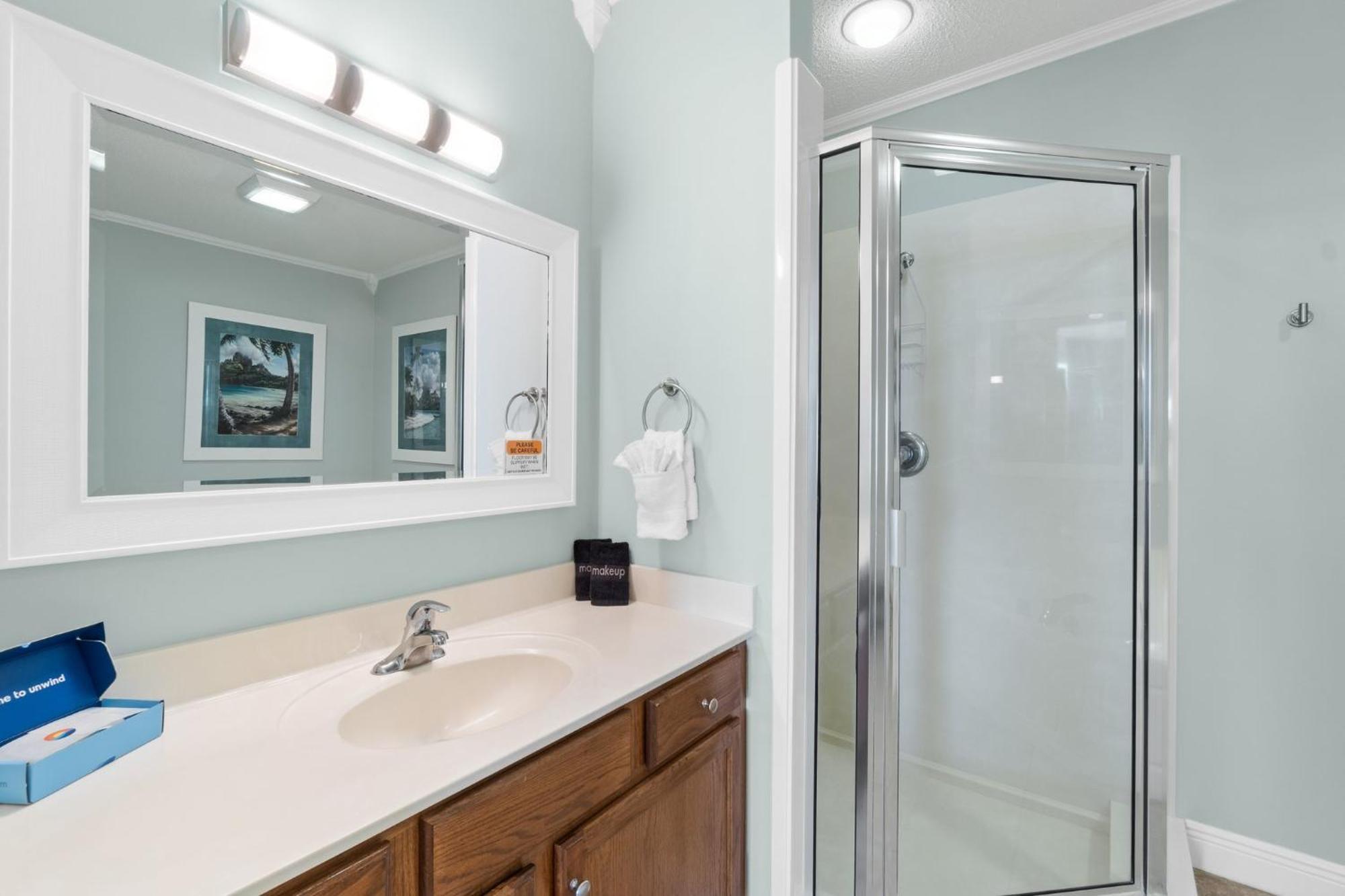 Gorgeous Dolphin Delight 616, Penthouse, Free Activities Included! Apartment *