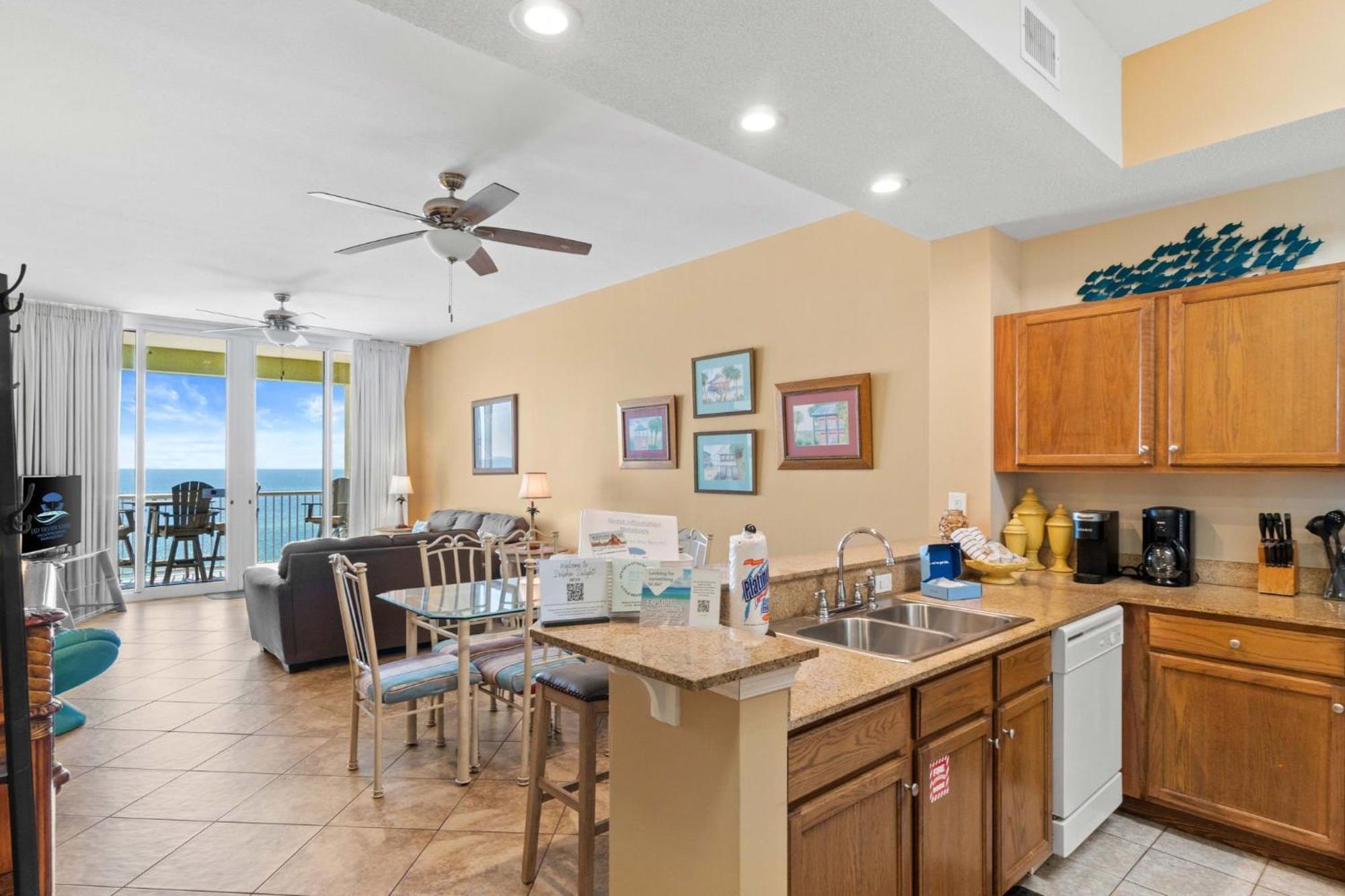 Gorgeous Dolphin Delight 616, Penthouse, Free Activities Included! * Fort Walton Beach