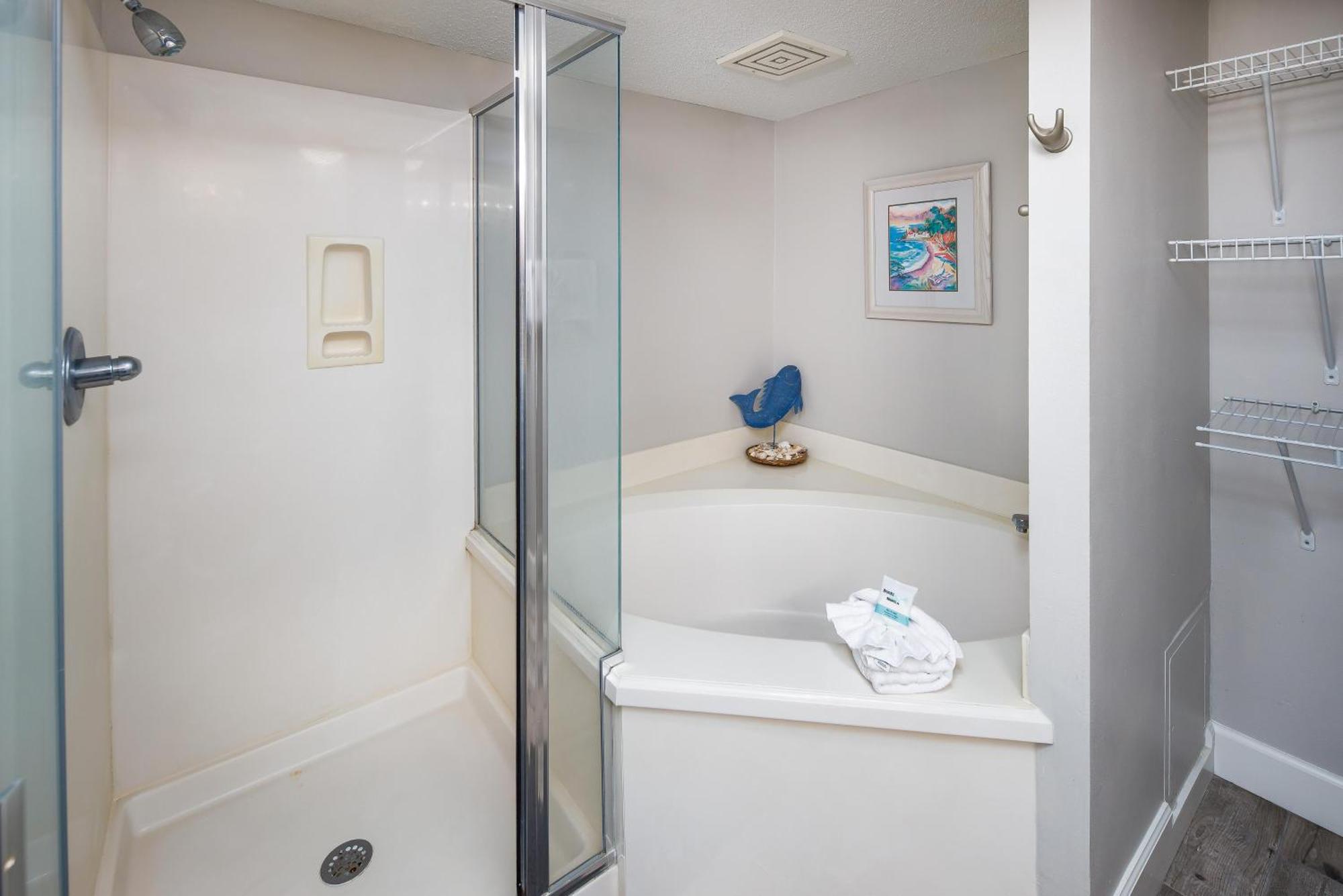 Apartment Gulf Dunes 401 - Ocean Eyes *