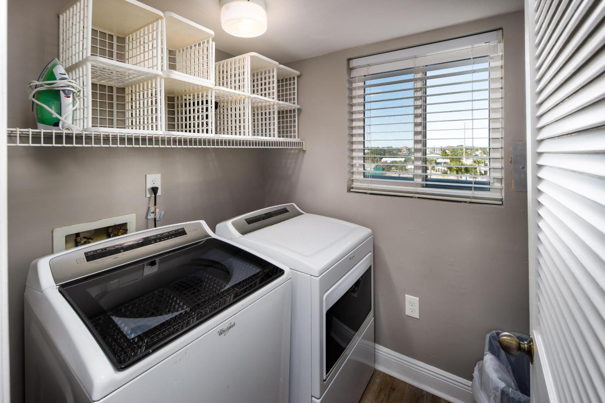 Surf Dweller 402 Apartment