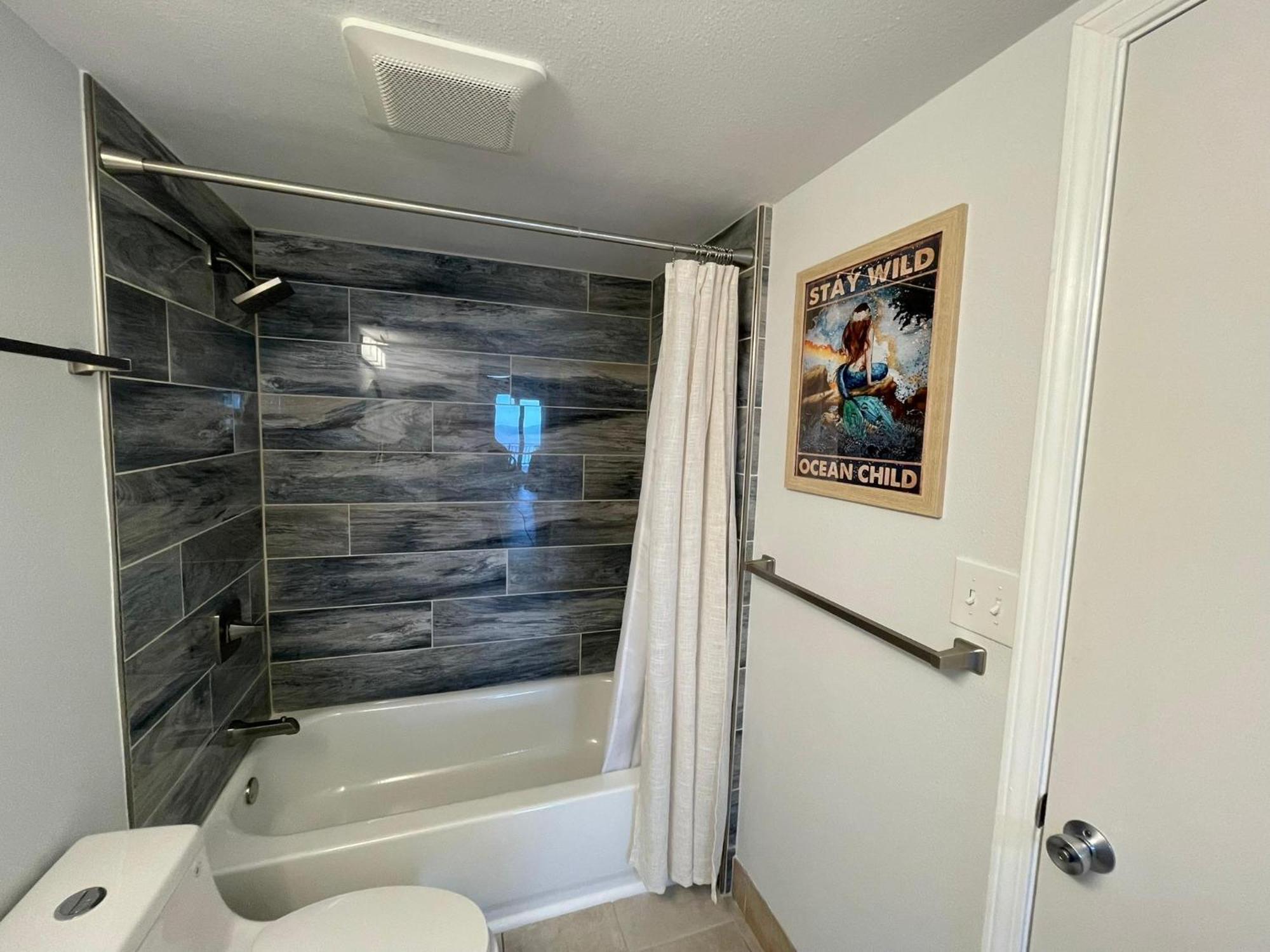 Nautilus 1606 Gulf Front 2 Bedroom 6th Floor Huge Wraparound Balcony