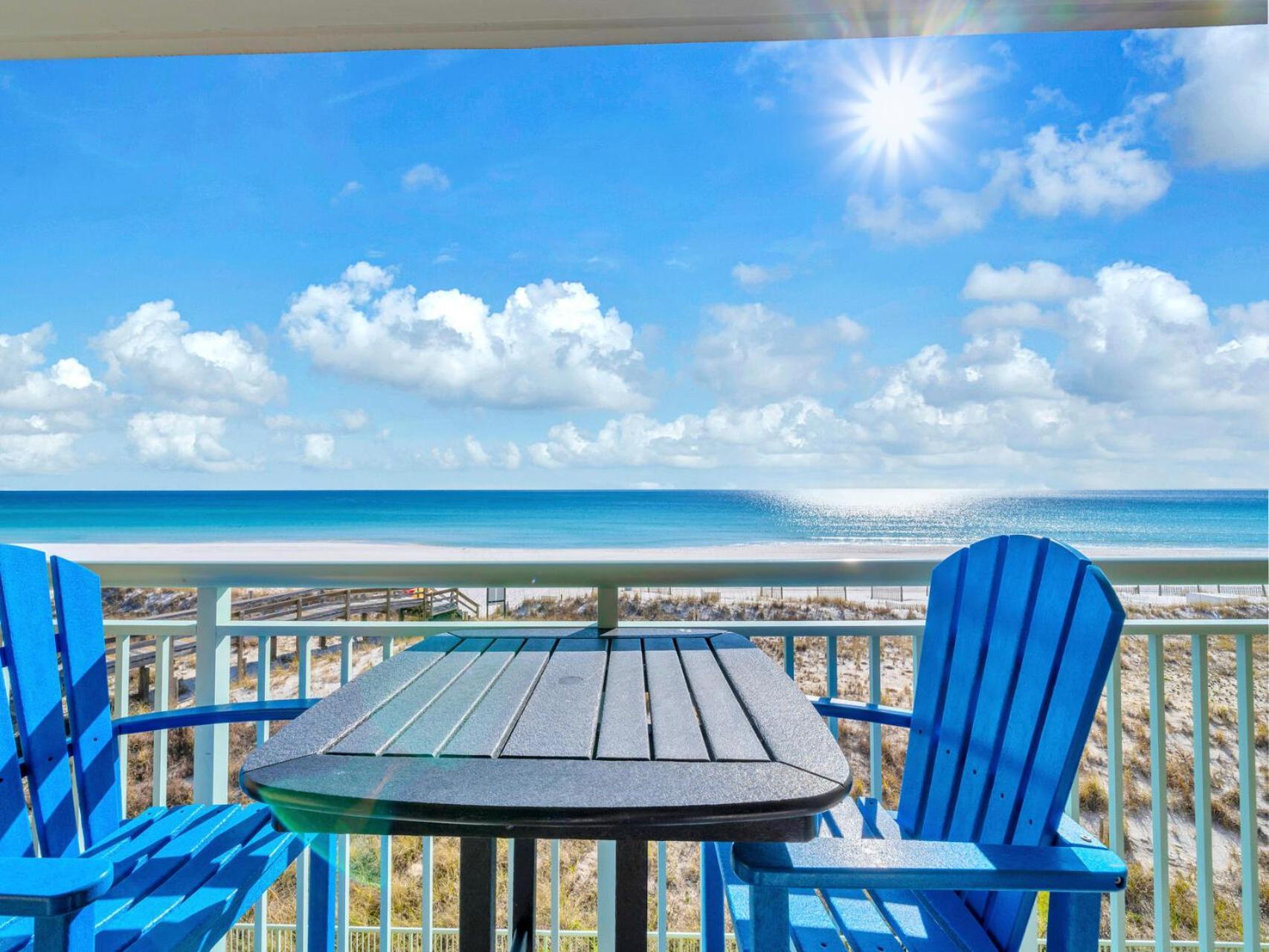 Pelican Isle #304 Sun & Fun