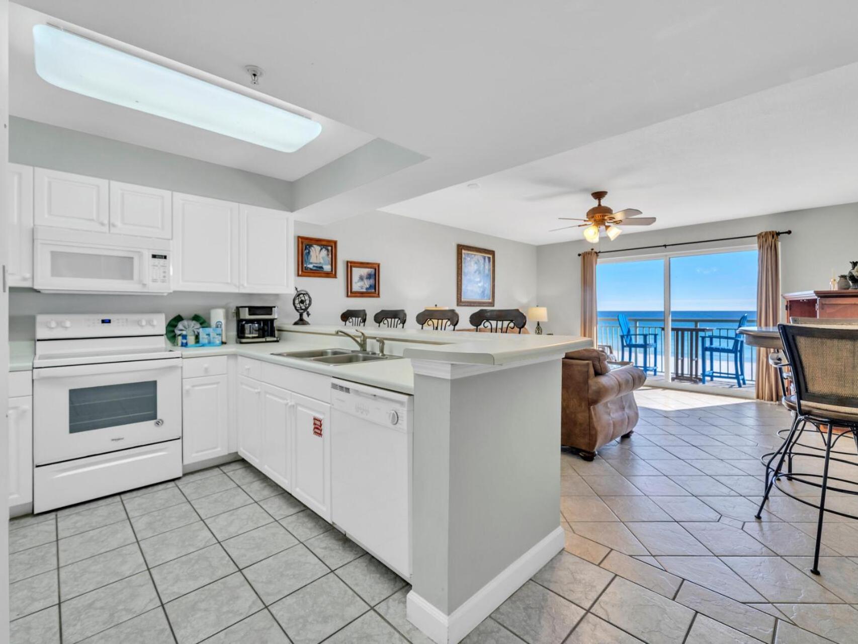Apartment Pelican Isle #304 Sun & Fun *
