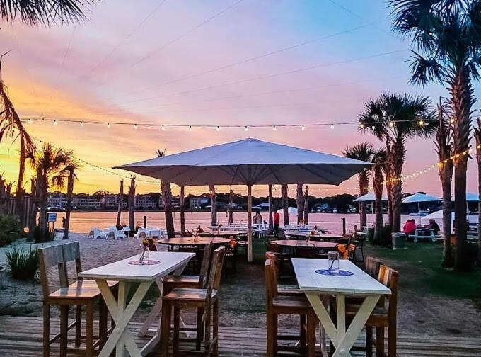 Gulf Paradise - 1br Oka Island Oasis For Couples Fort Walton Beach