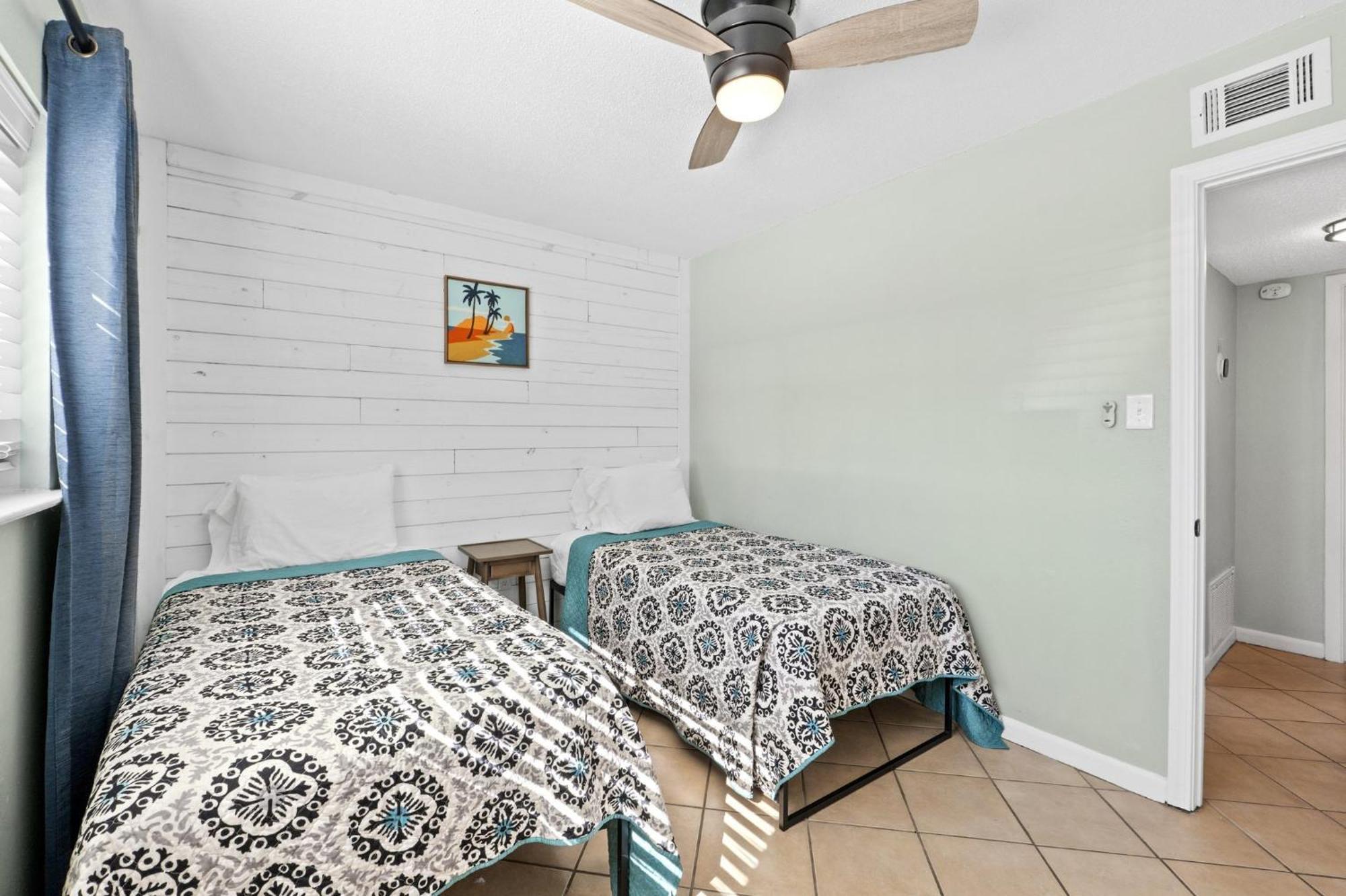 Holiday home New! Coastal Cove! Dog Friendly, Free Activities Included!