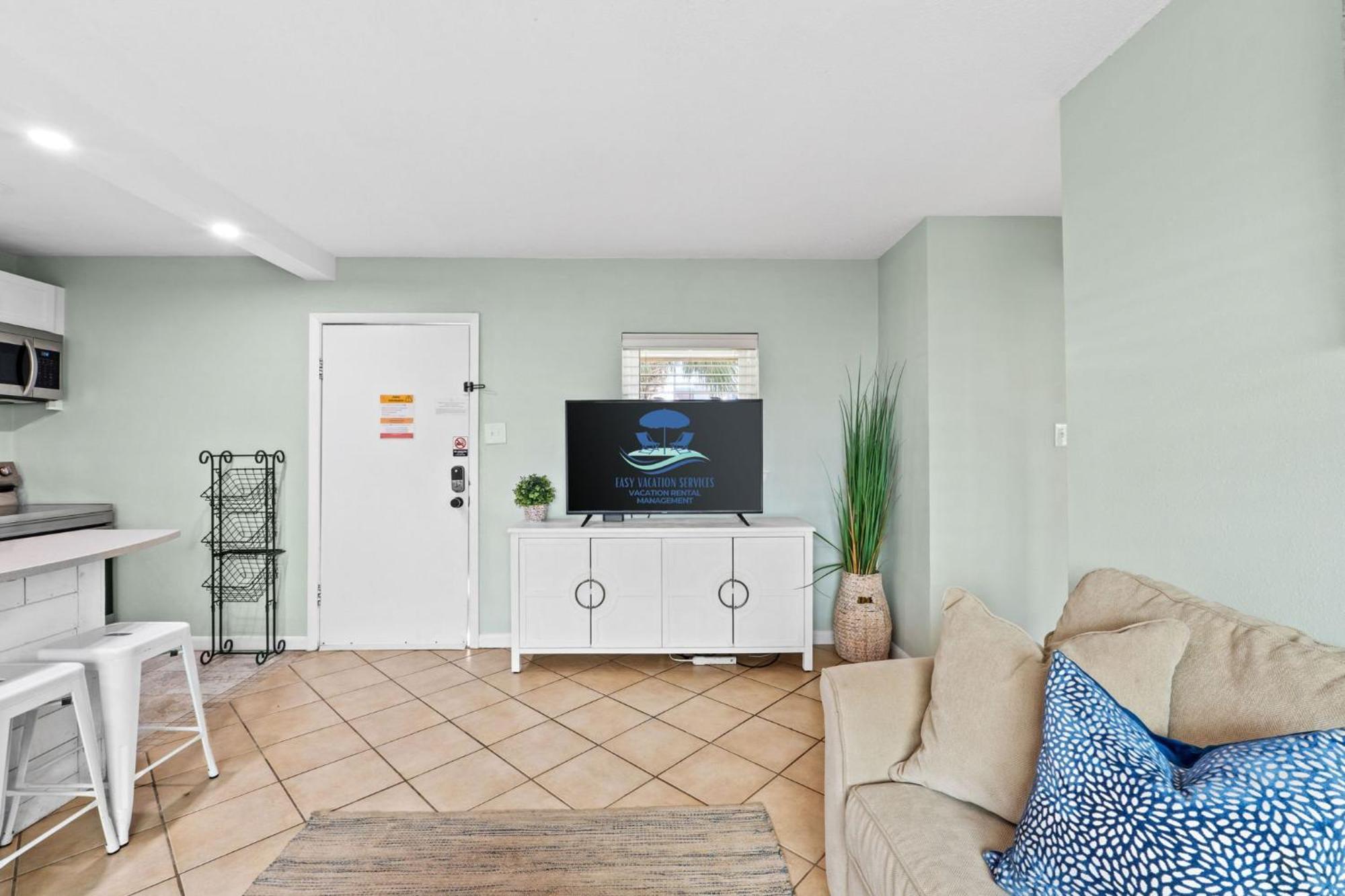 New! Coastal Cove! Dog Friendly, Free Activities Included!