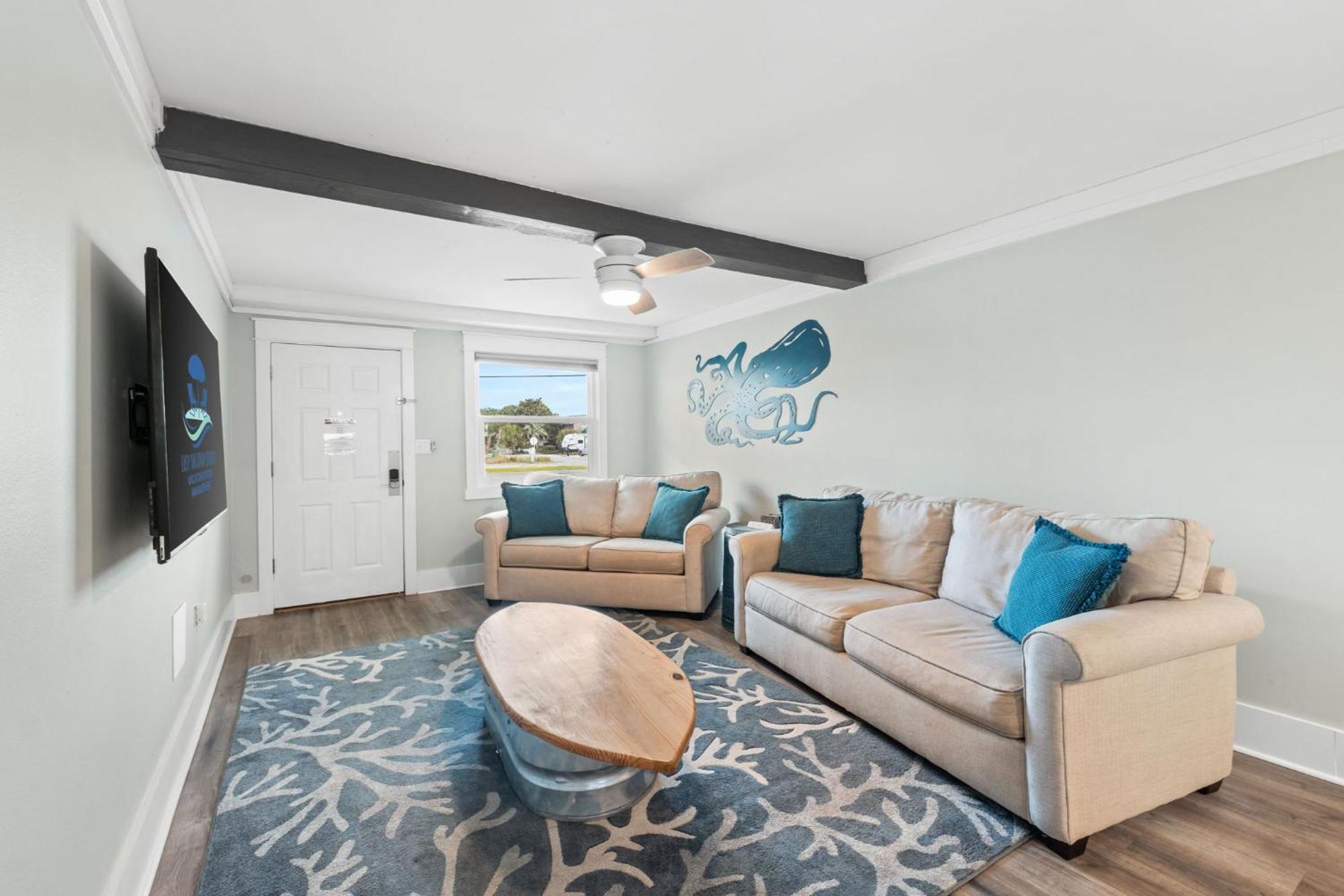 Fun, Beachtastic 107, Free Activities Included! Apartment *