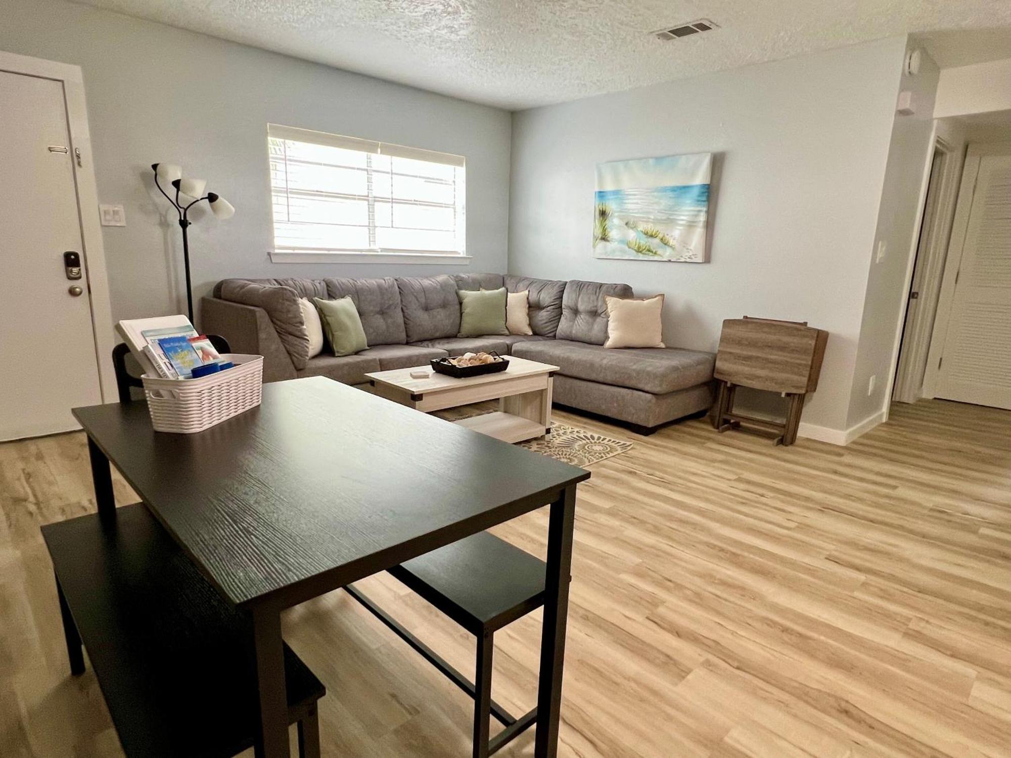 Waymar Isle 6 - Walk Holiday home *