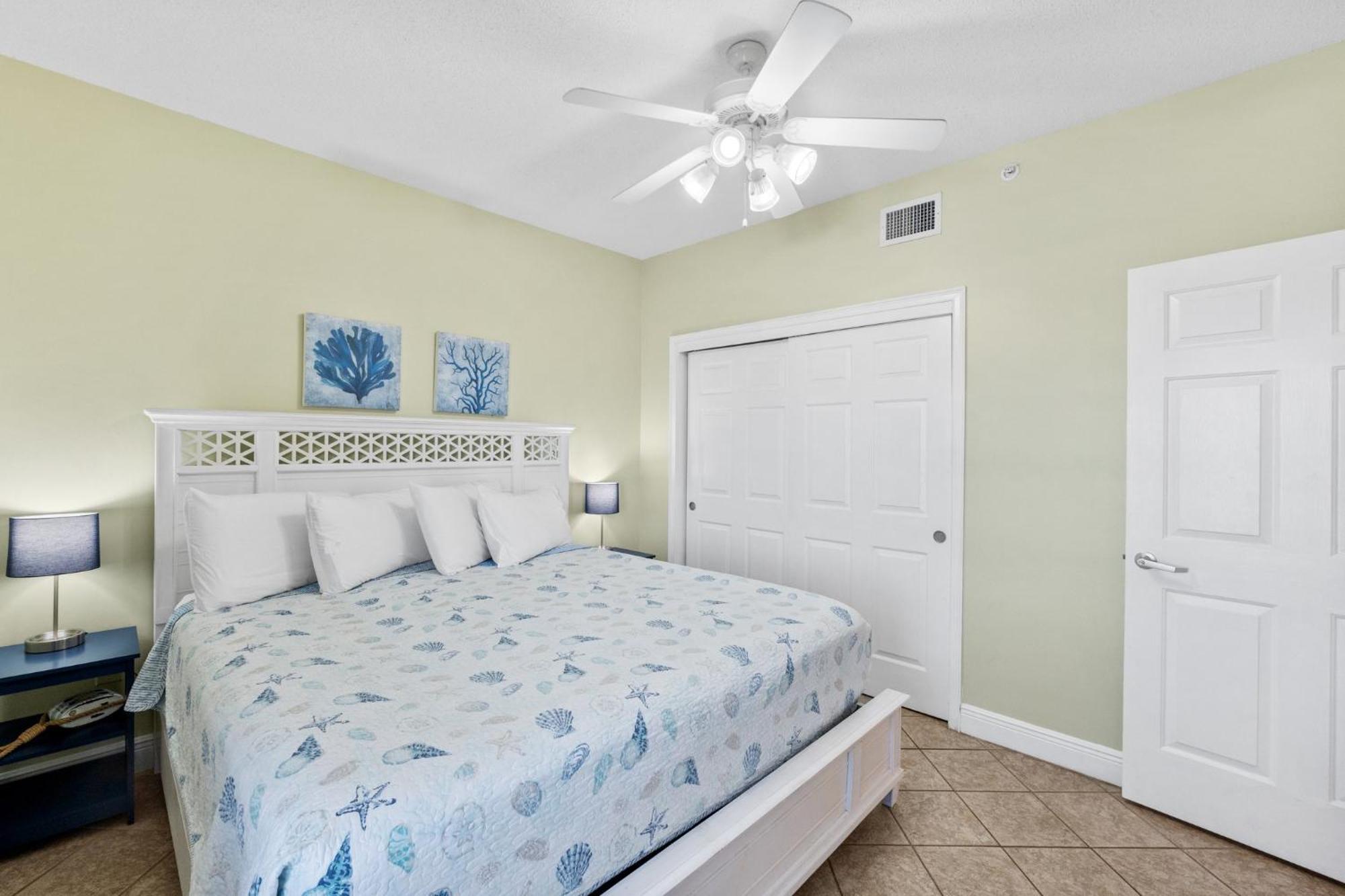 Holiday home Waters Edge 511 - Gone Coastal