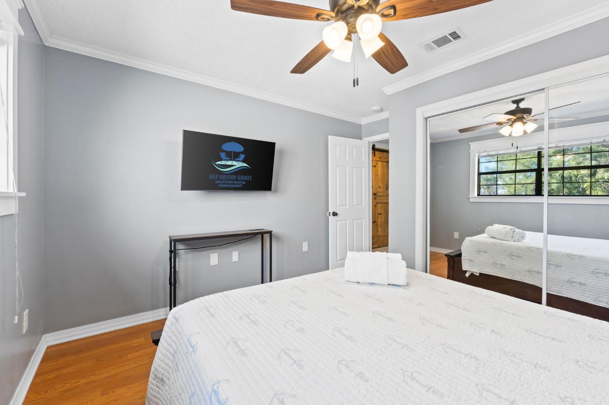 Bayou 563 - Turtle Cove 563, Free Activities Included! Apartment Fort Walton Beach