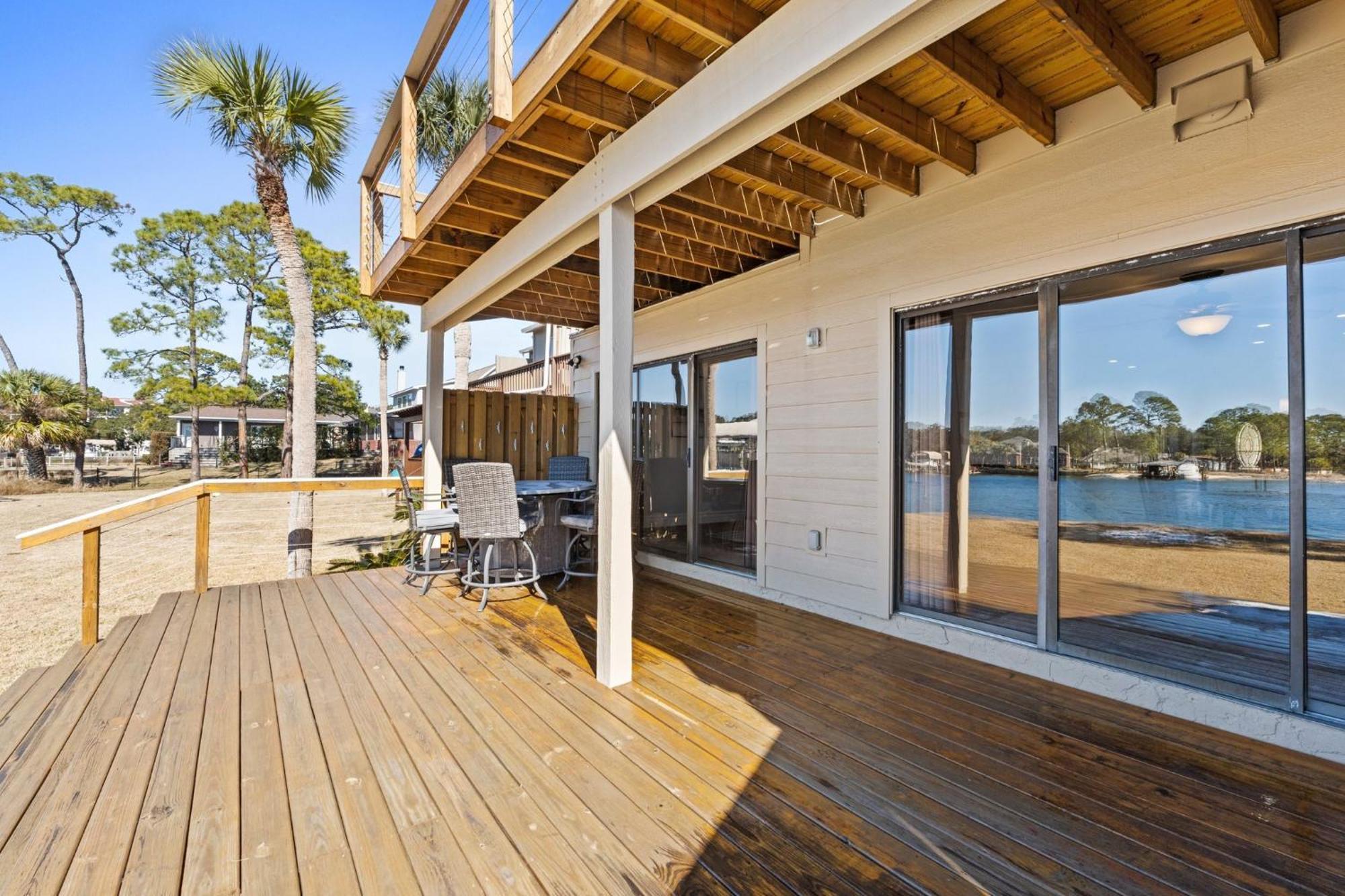 Bayou 563 - Turtle Cove 563, Free Activities Included! Apartment Fort Walton Beach
