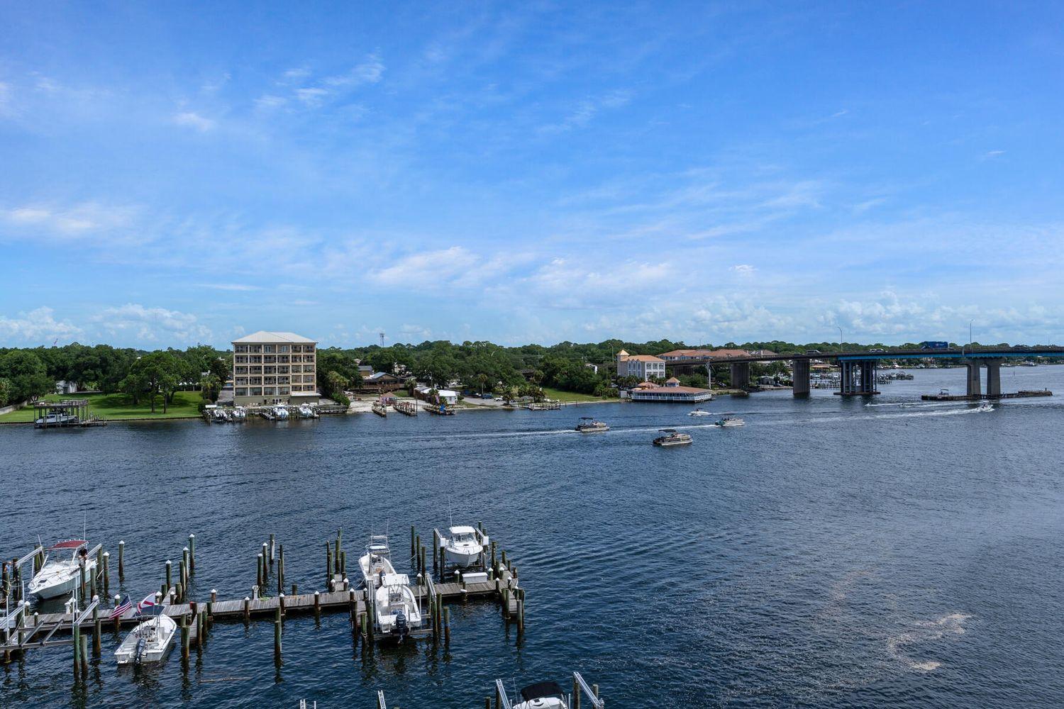 Palm Court Yacht Club 604 Sound View & Access Holiday home