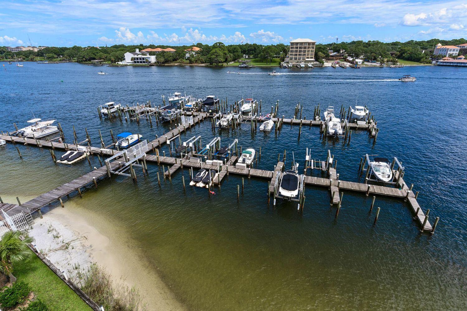 Palm Court Yacht Club 604 Sound View & Access Holiday home