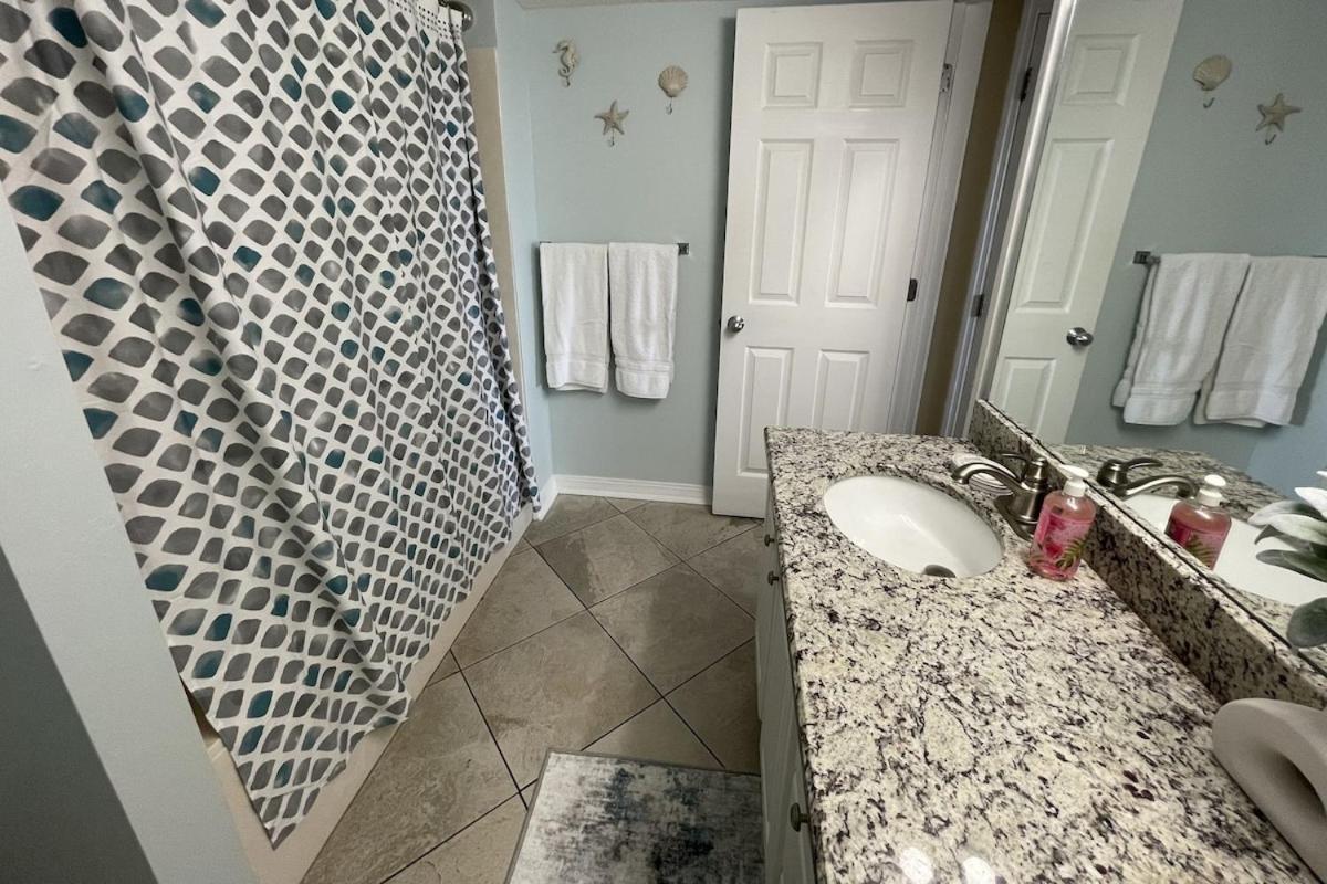 Apartment Gulf Dunes Unit 115 Okaloosa Island *