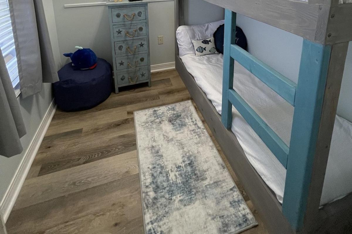 Gulf Dunes Unit 115 Okaloosa Island Apartment *