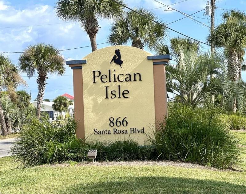 Pelican Isle 208 - Sandy Shores * Fort Walton Beach
