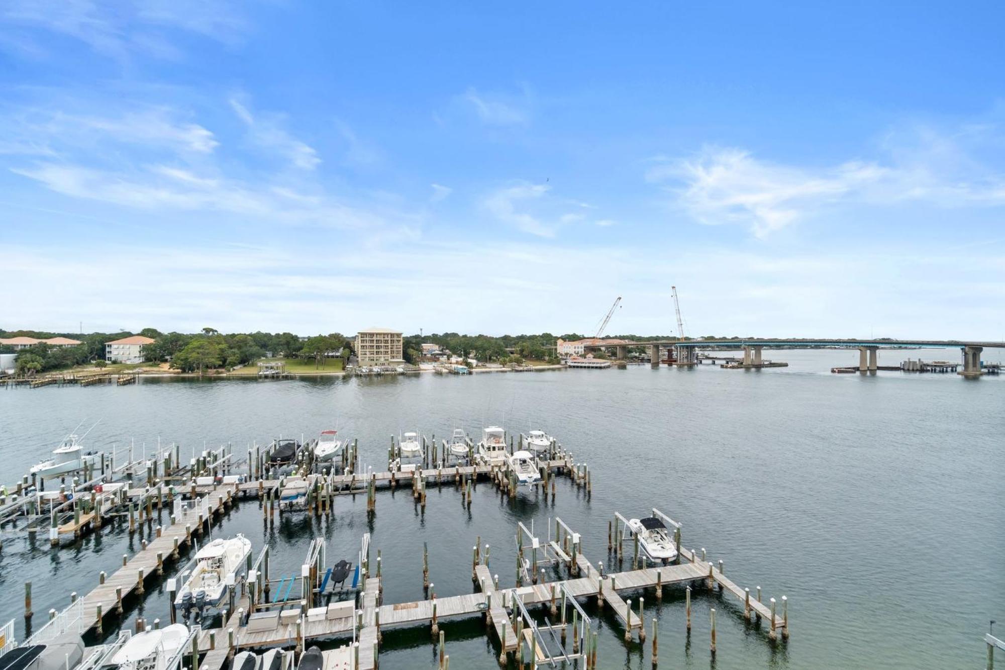 Palm Court Yacht Club 603 * Fort Walton Beach