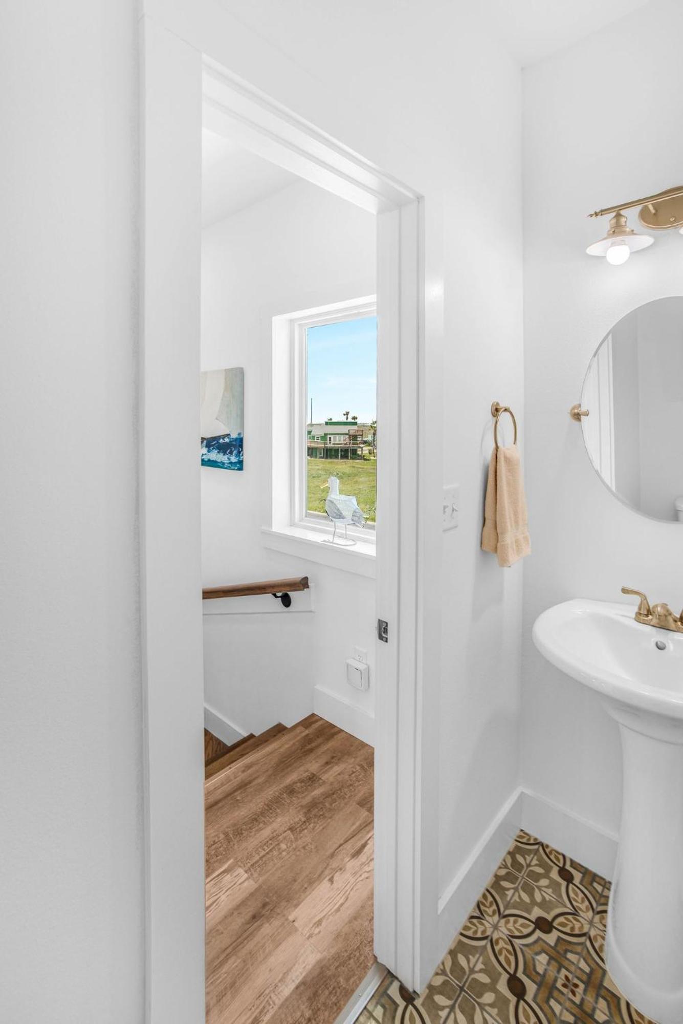 Shore Beats Work- Ocean Views & Elevator Fort Walton Beach