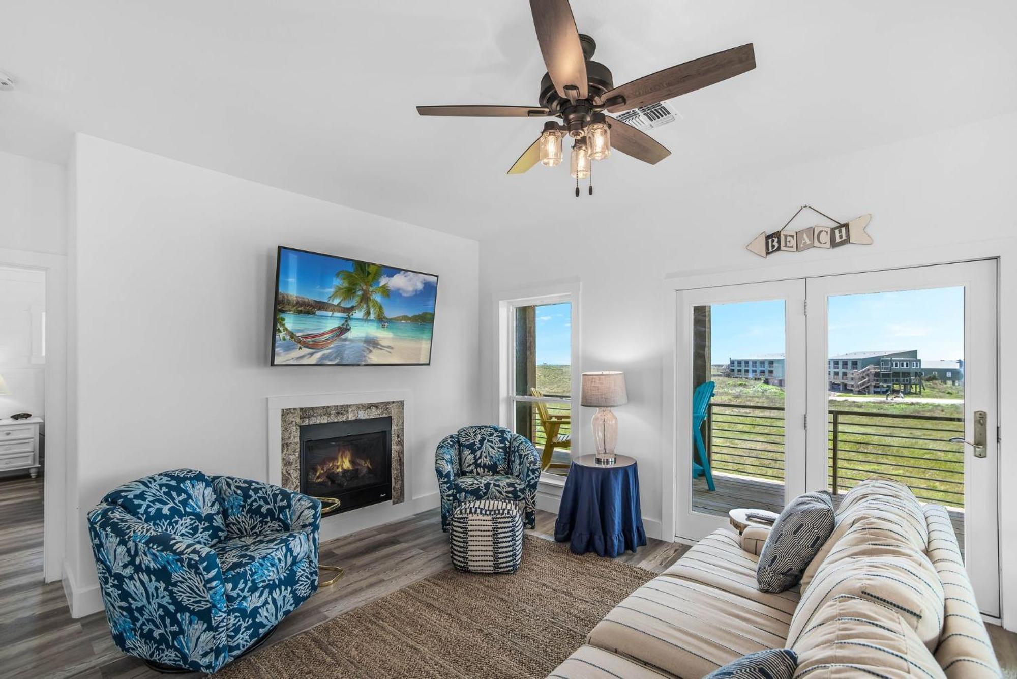 Holiday home Shore Beats Work- Ocean Views & Elevator