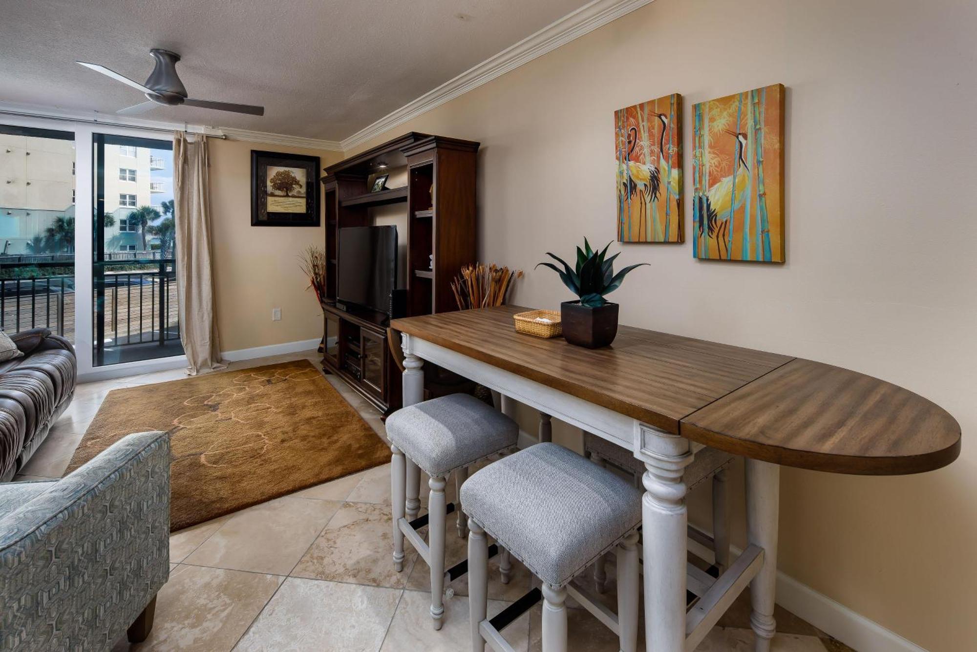 Nautilus Unit 2211 Holiday home *
