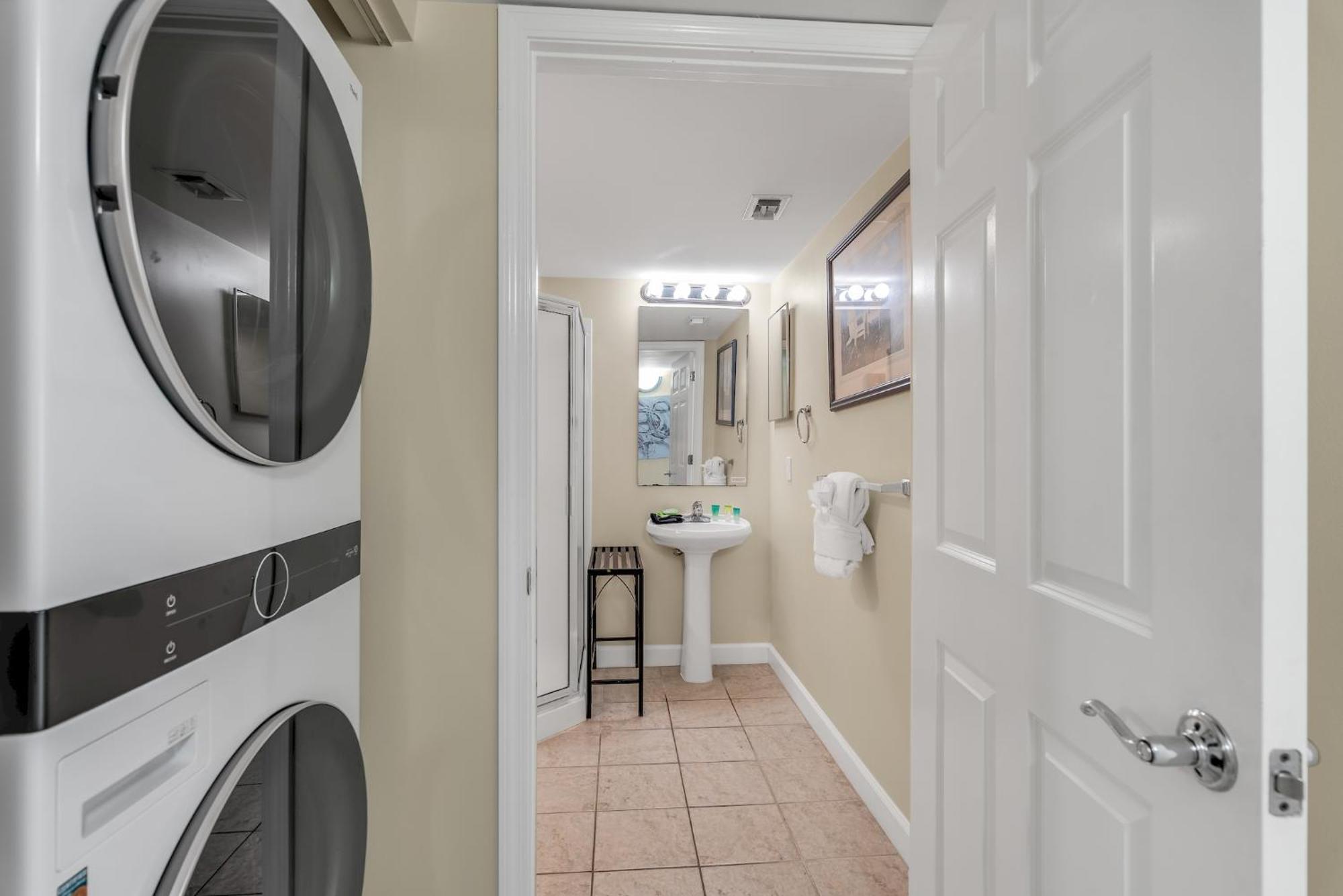 Pelican Isle 206 Apartment