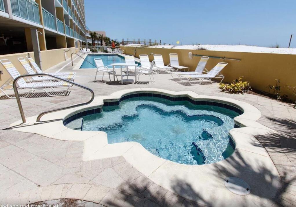 Apartment Pelican Isle 206