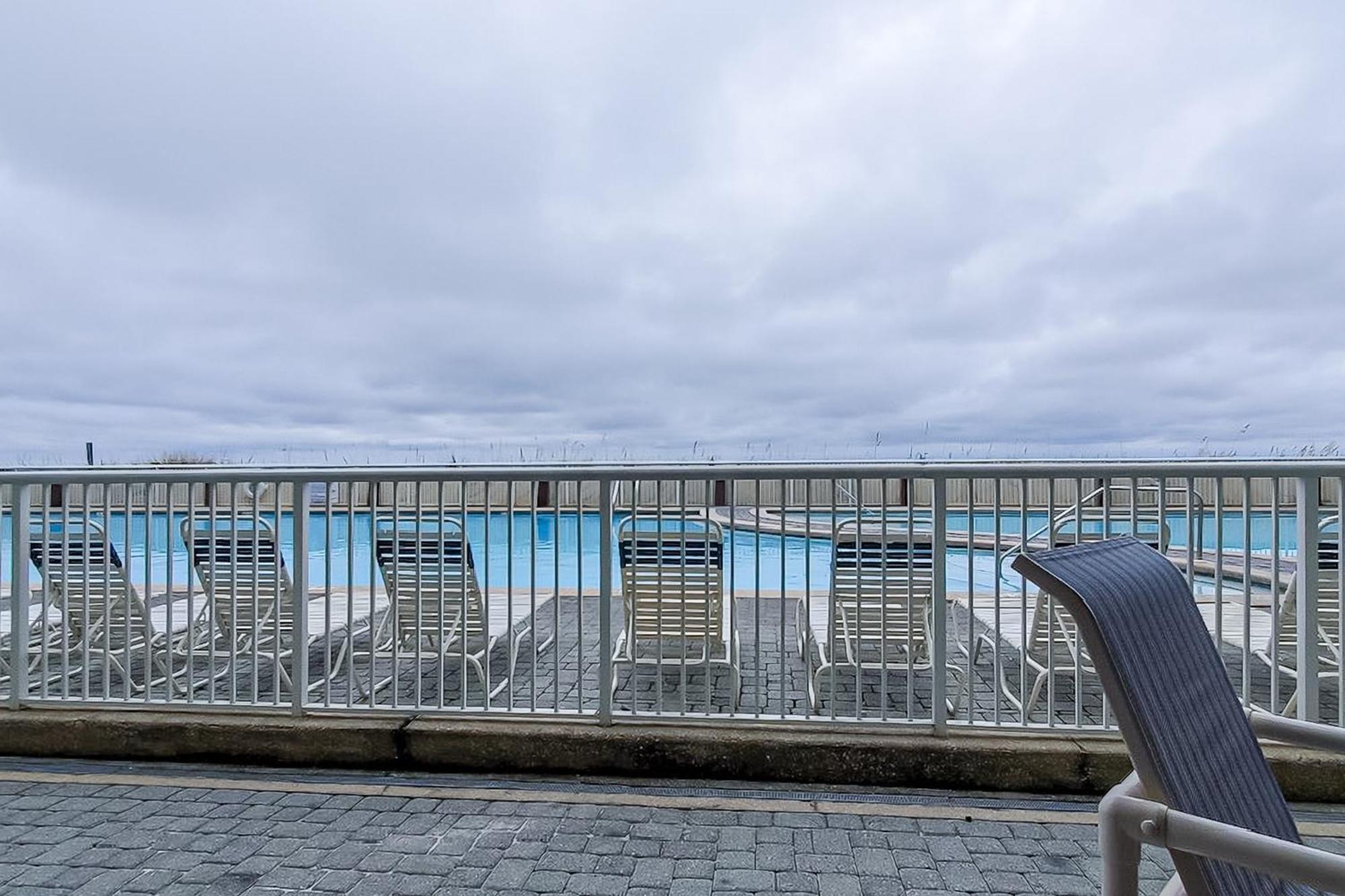 Apartment Waters Edge 314