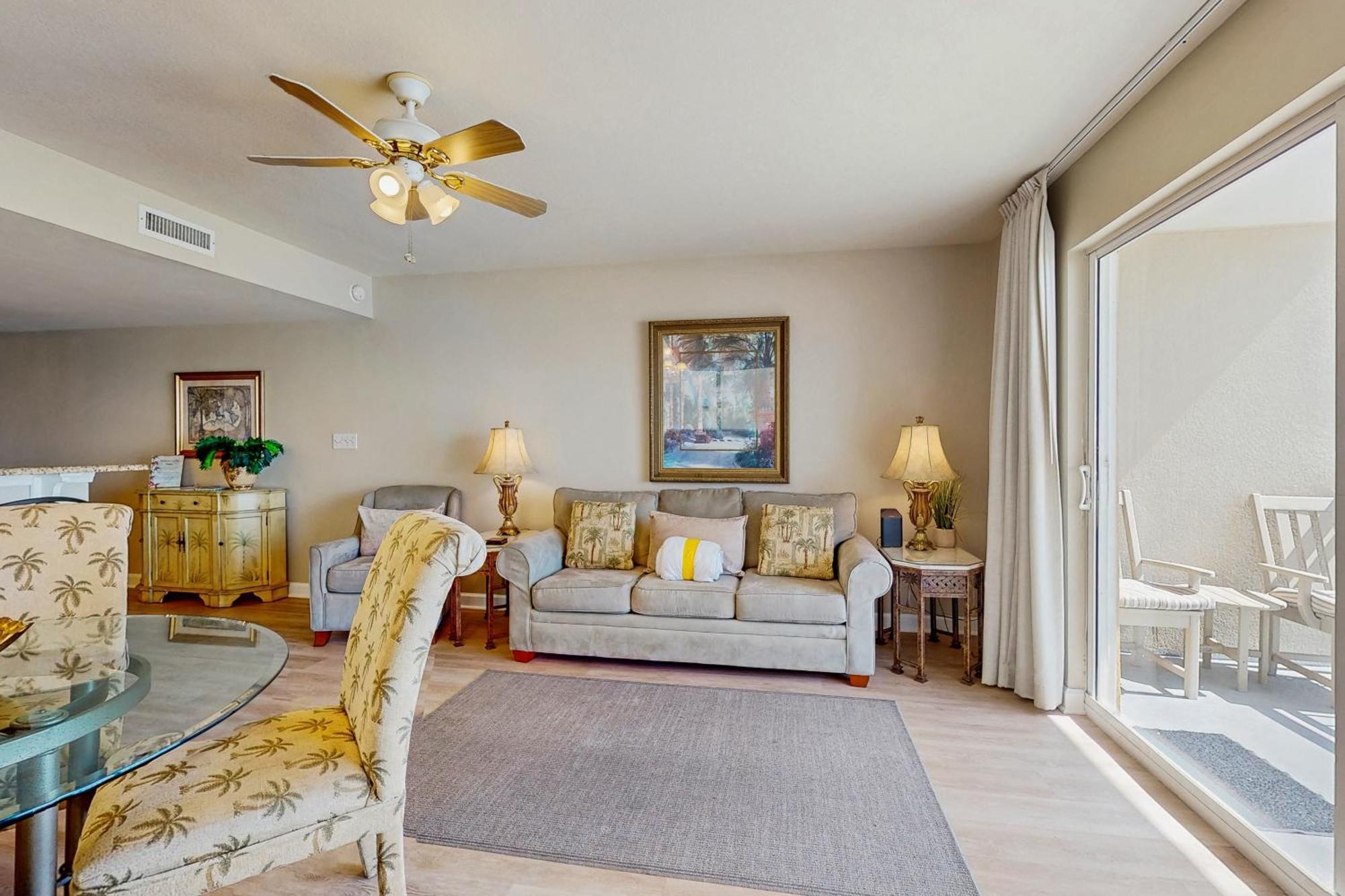 Pelican Isle 418 Apartment *