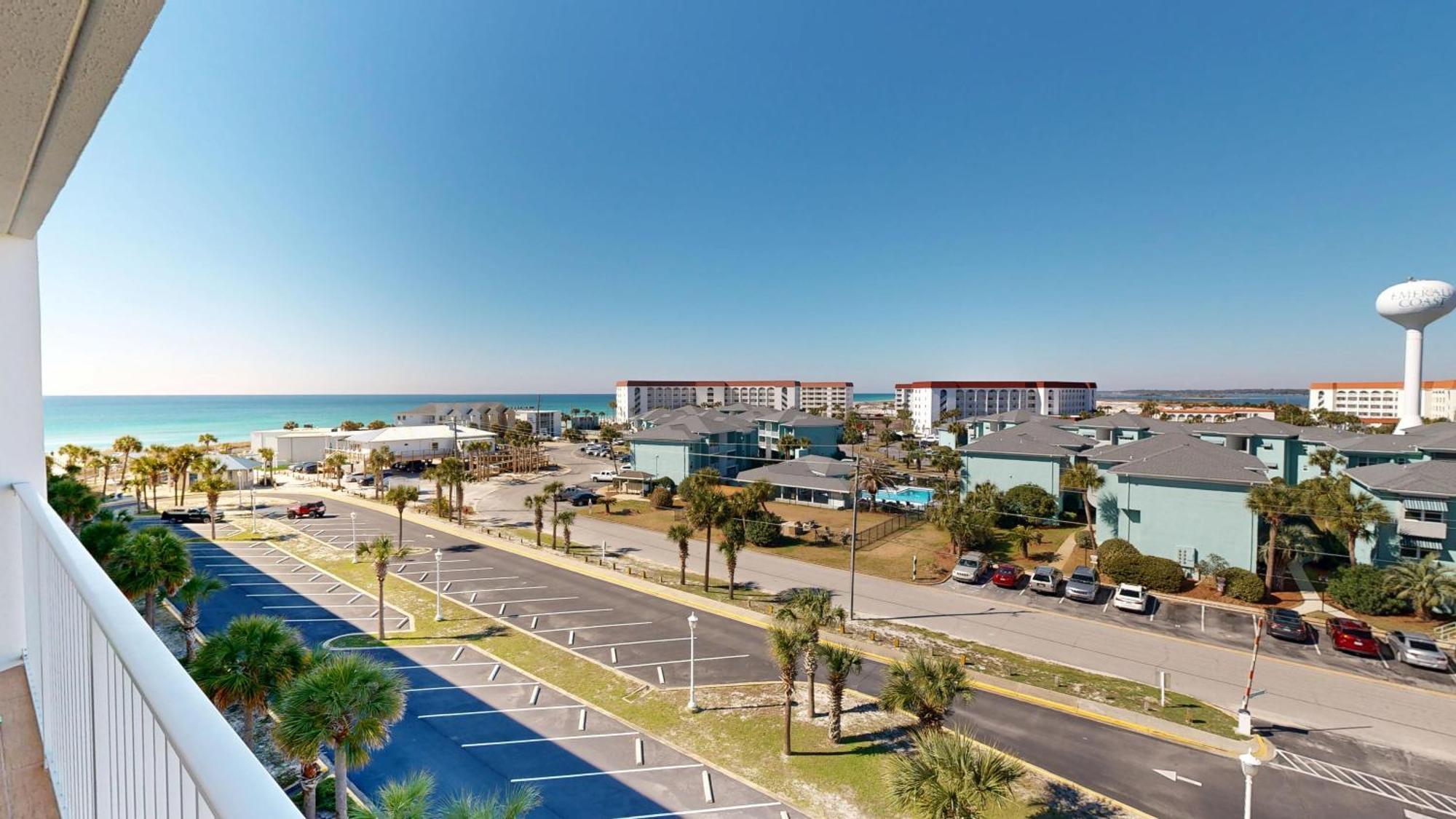 Apartment Seacrest 614- By Isle *