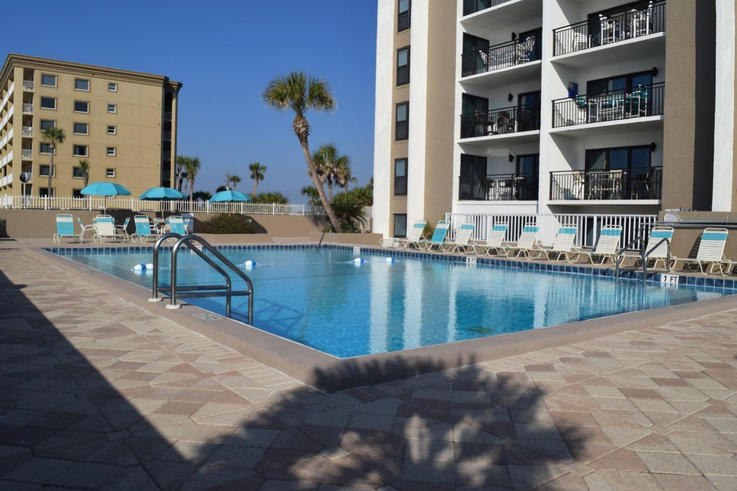 Emerald Isle 105 By Alicia Hollis Open Now Holiday home *