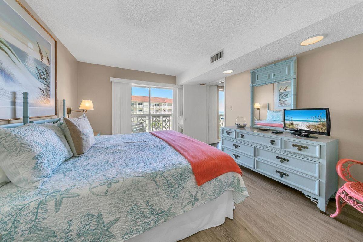 El Matador 453 By Alicia Hollis Open Updated Holiday home