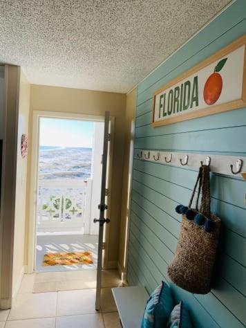 El Matador 453 By Alicia Hollis Open Updated Holiday home *